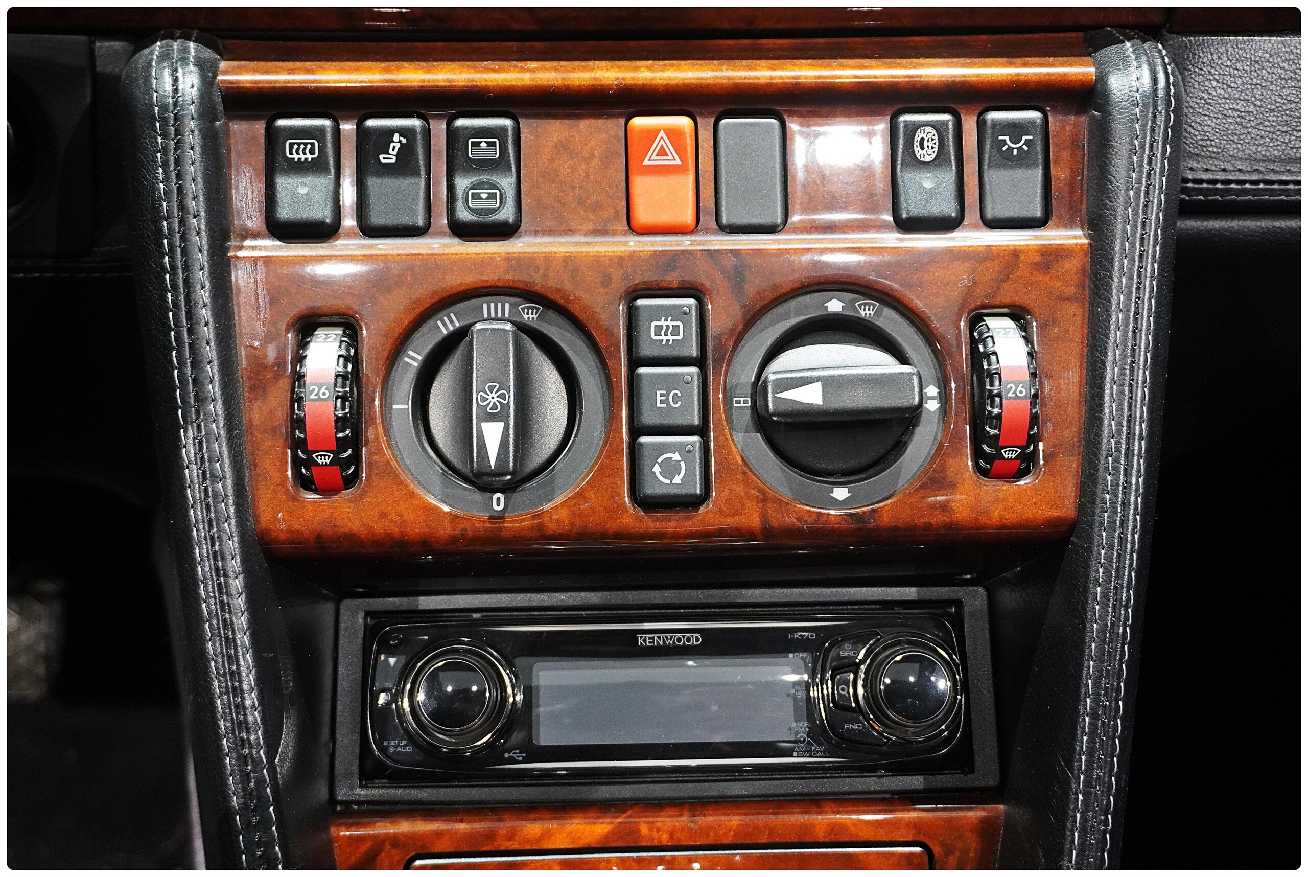 1995 Mercedes Benz E60 AMG — Photo 13 / 23