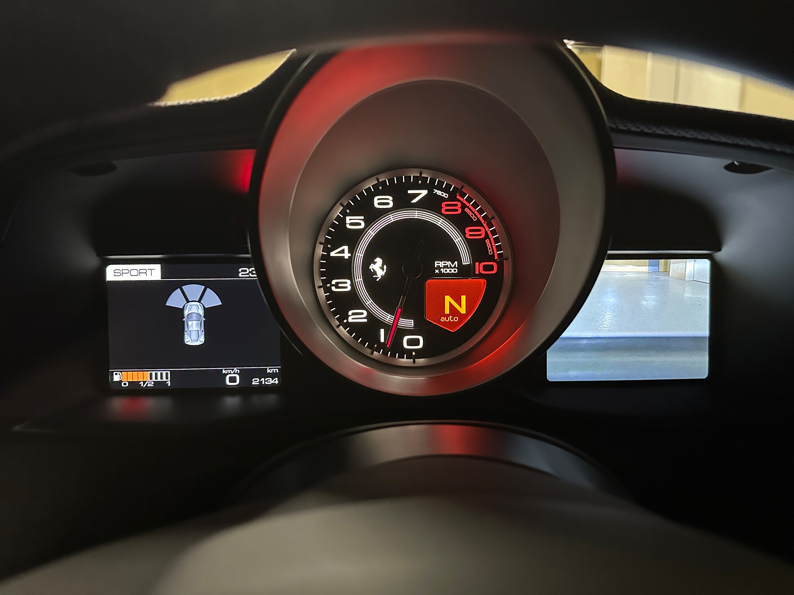2019 Ferrari 488 Pista — Photo 10 / 17
