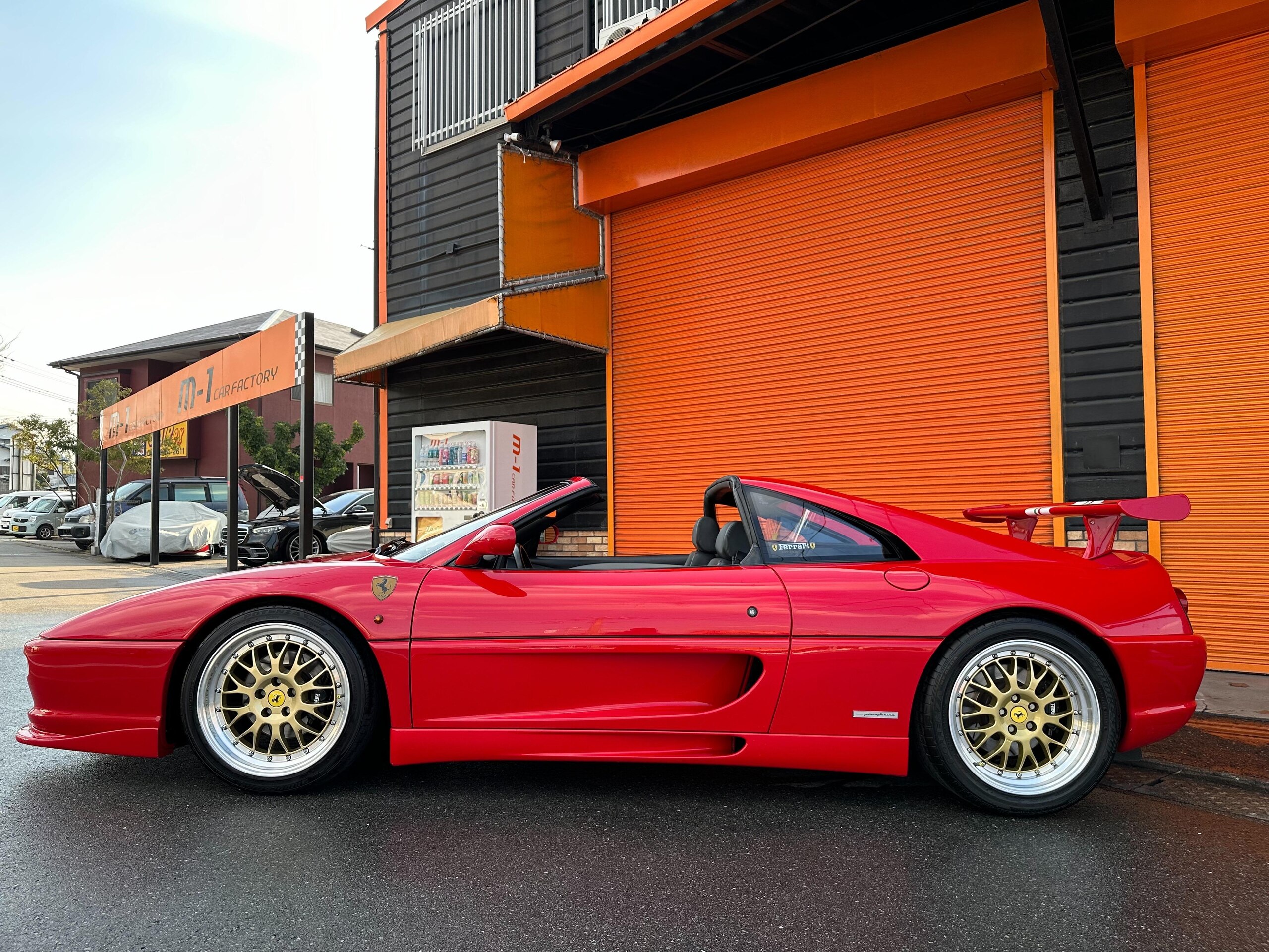 1995 Ferrari F355 GTS — Photo 7 / 44