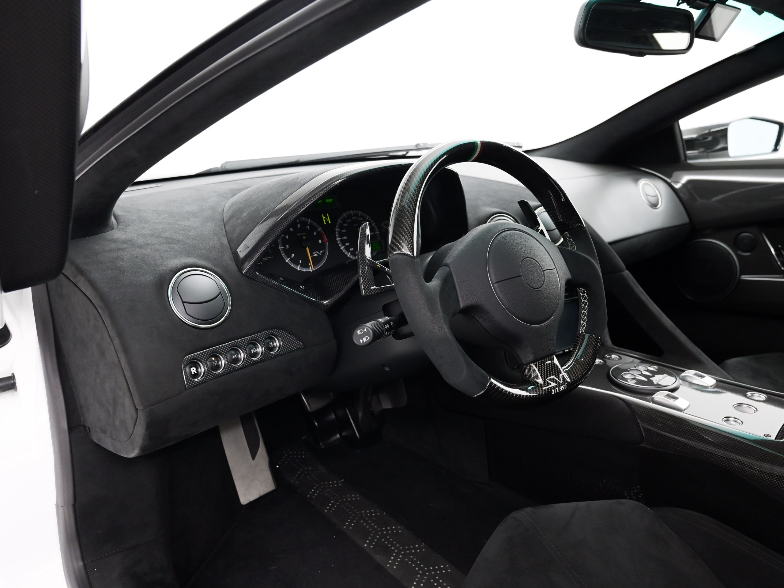 2010 Lamborghini Murcielago LP670-4 SV — Photo 6 / 16
