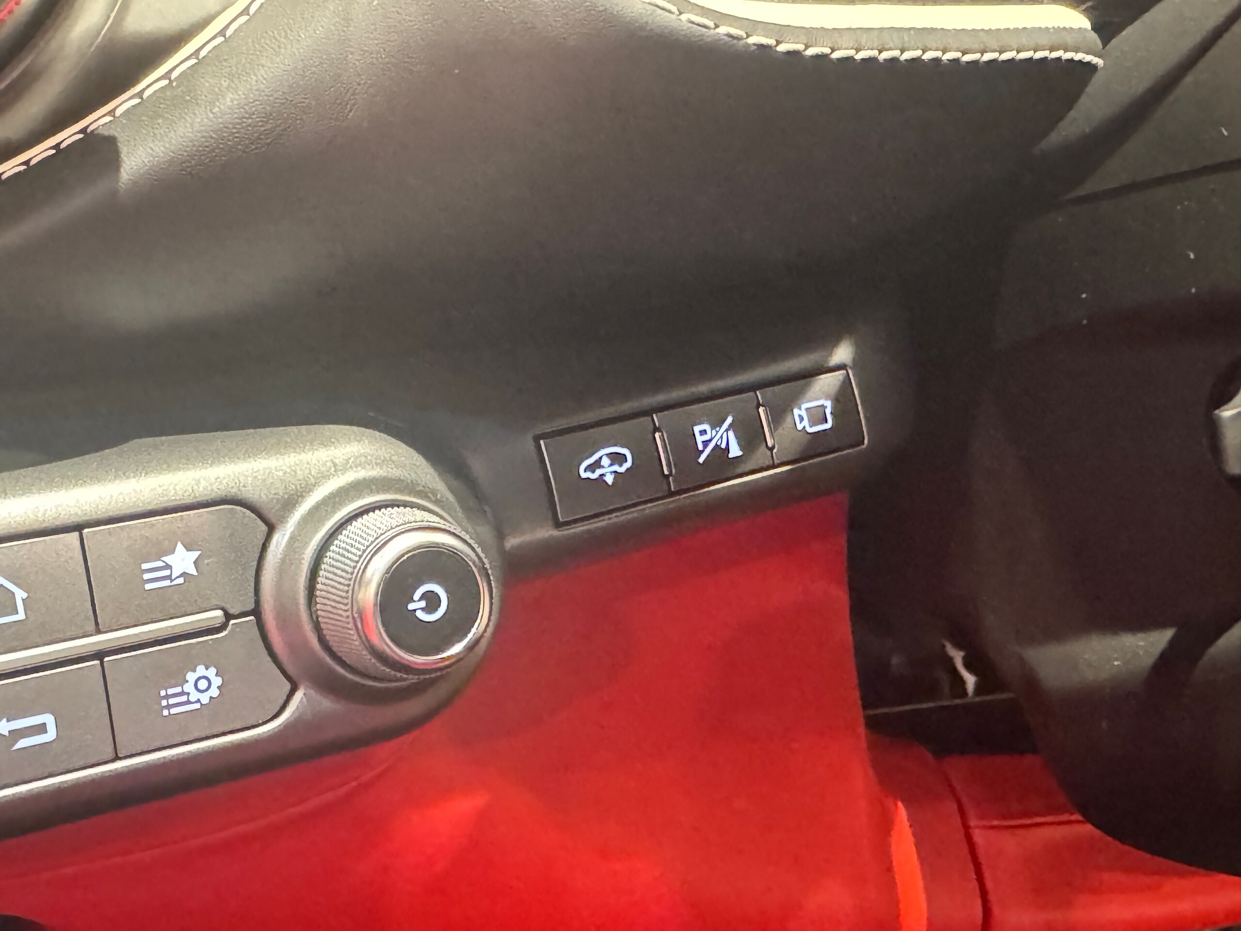 2023 Ferrari 812GTS — Photo 22 / 28