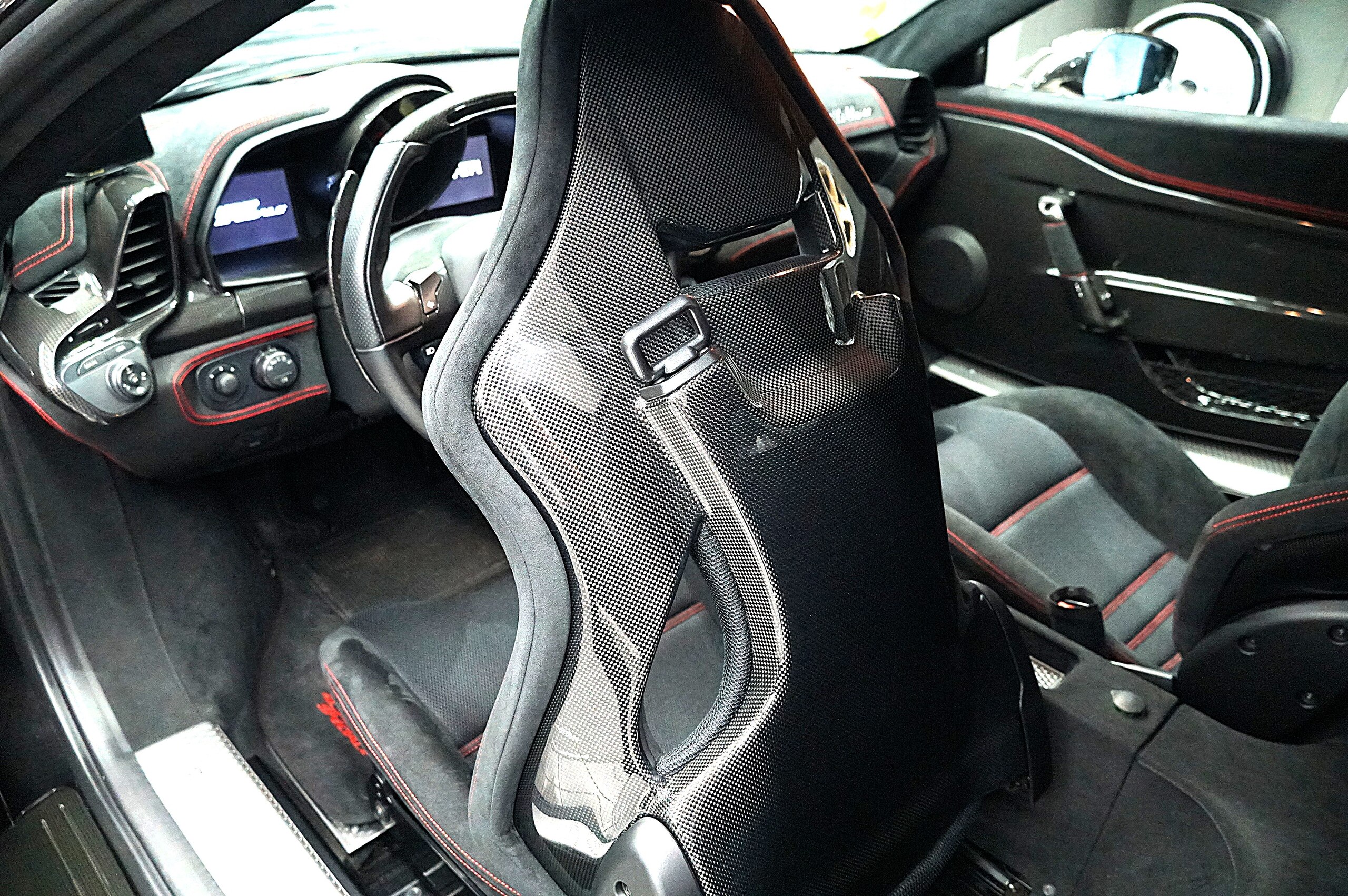 2015 Ferrari 458 Speciale — Photo 7 / 45