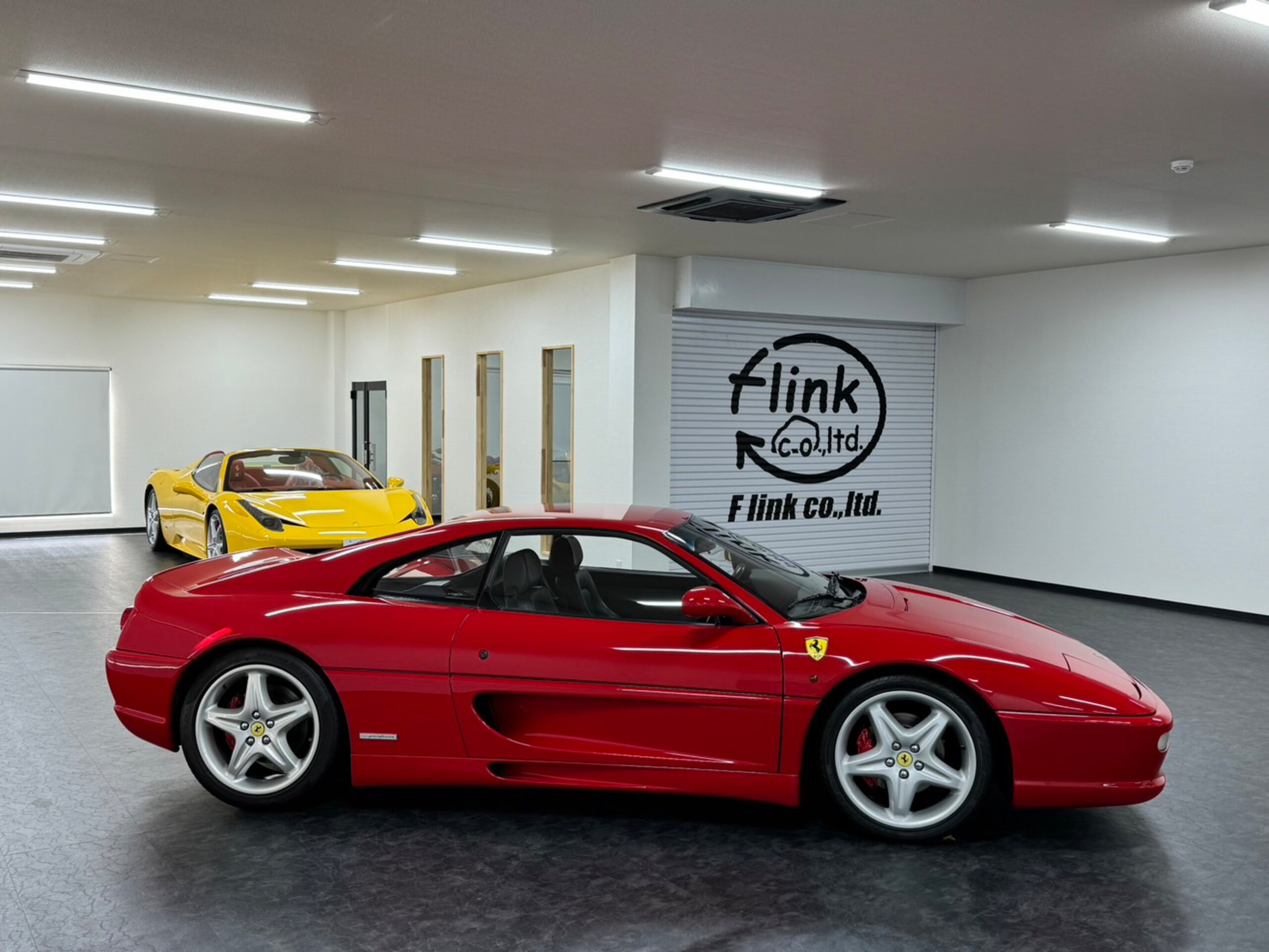 1995 Ferrari F355 Berlinetta ZFFPA41JPN0101699 for sale in Japan