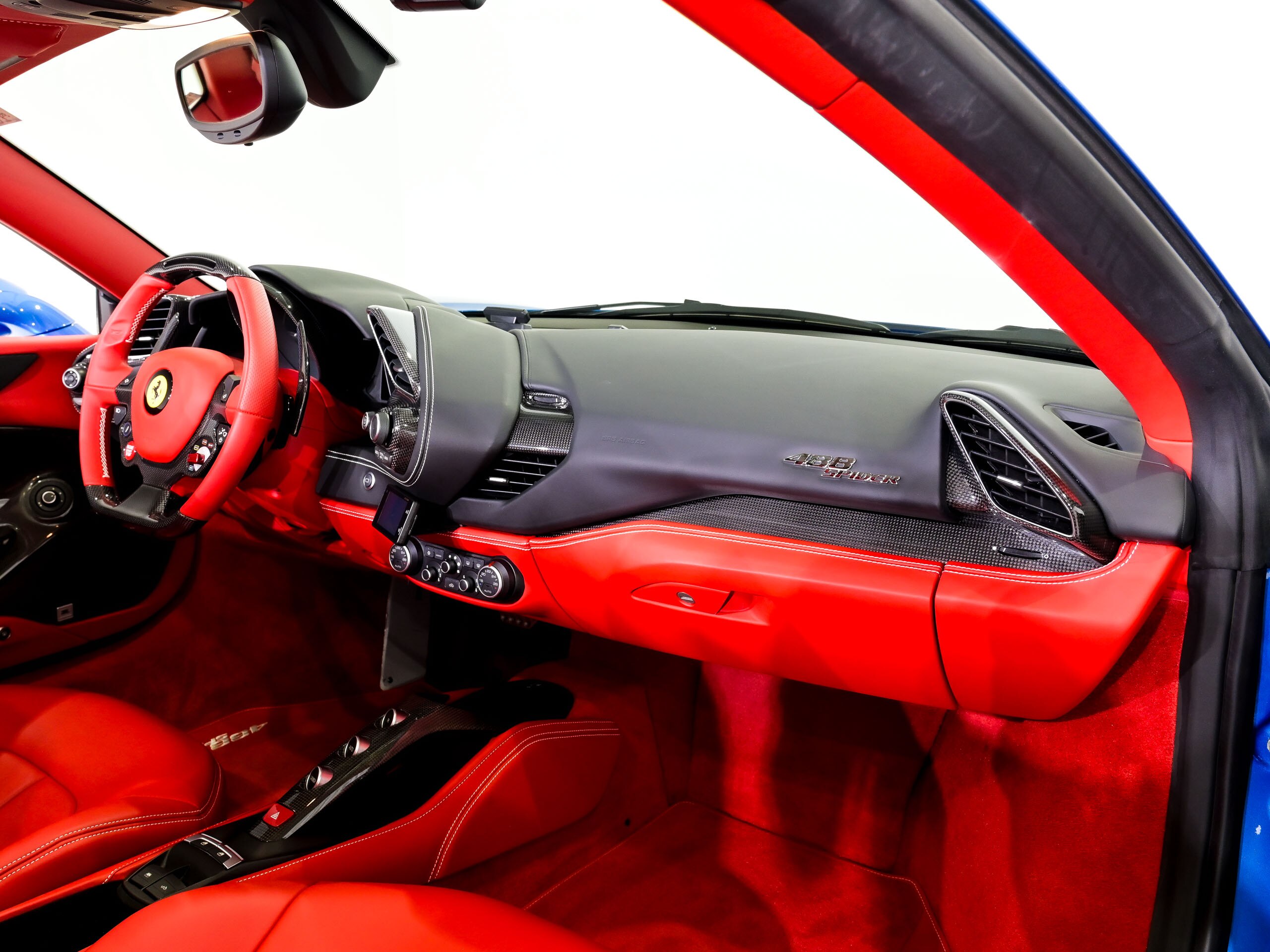 2018 Ferrari 488 Spider — Photo 18 / 22