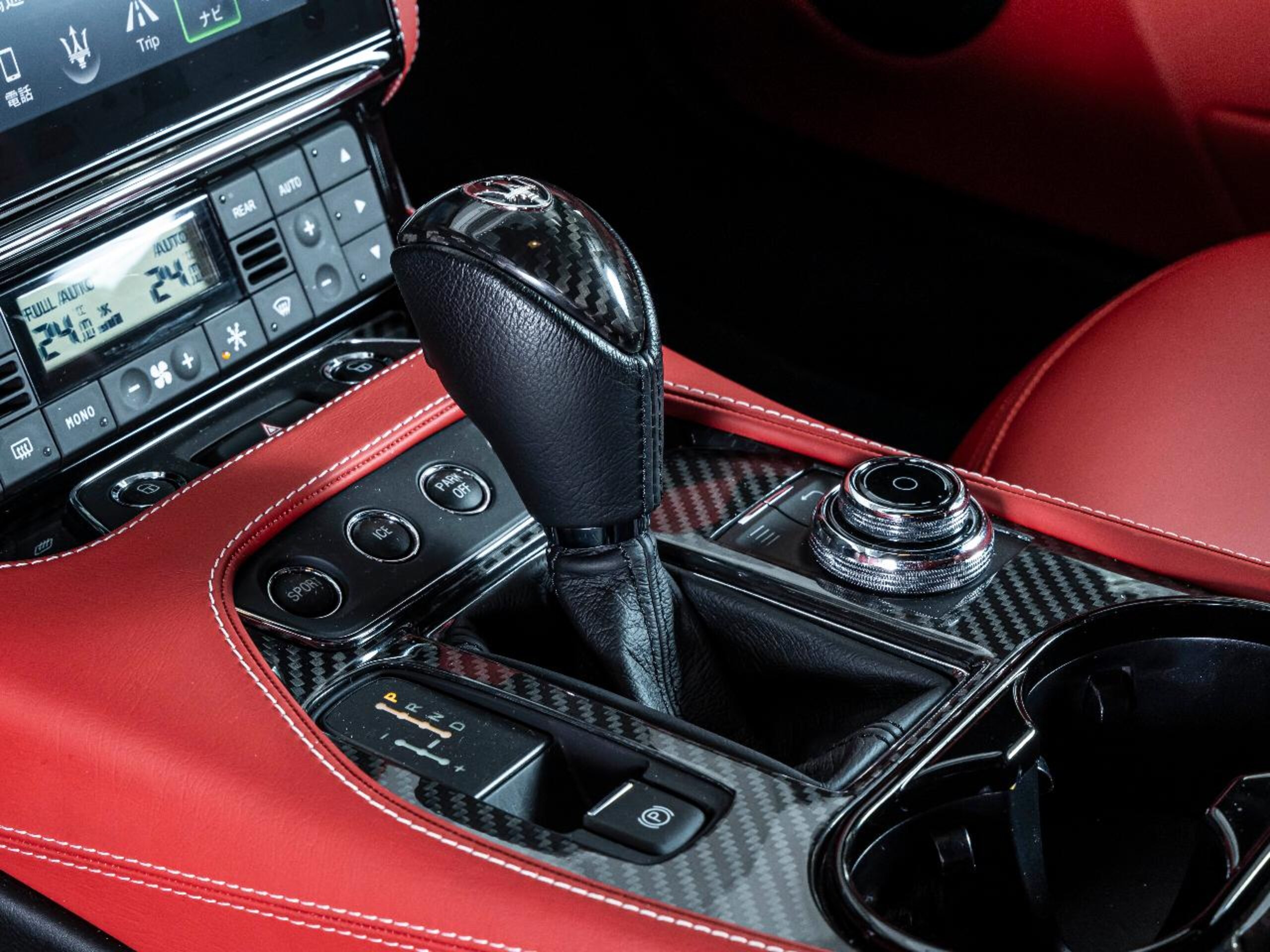 0 Maserati GranTurismo Sport — Photo 13 / 22
