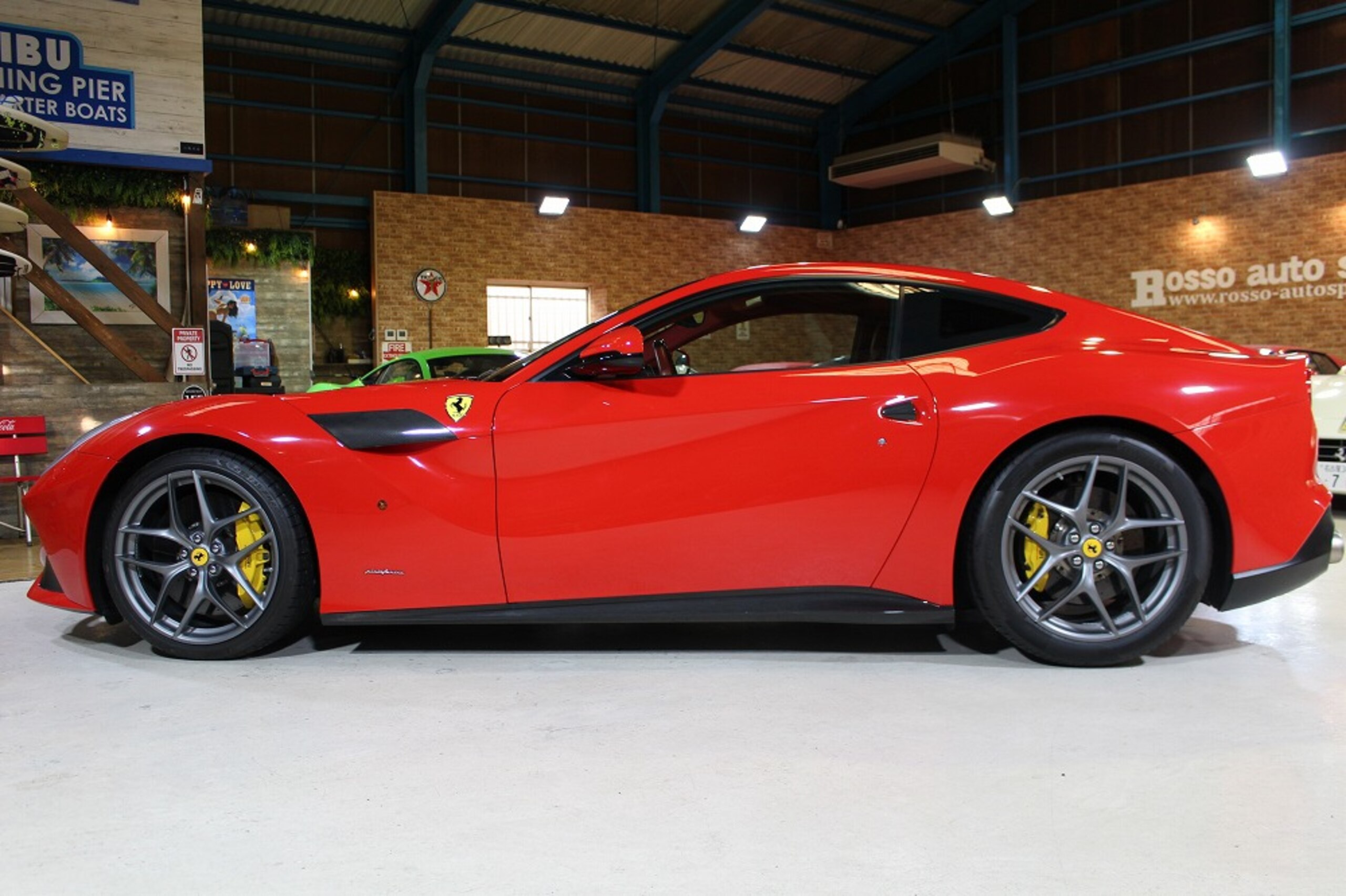 2014 Ferrari F12 Berlinetta — Photo 6 / 24