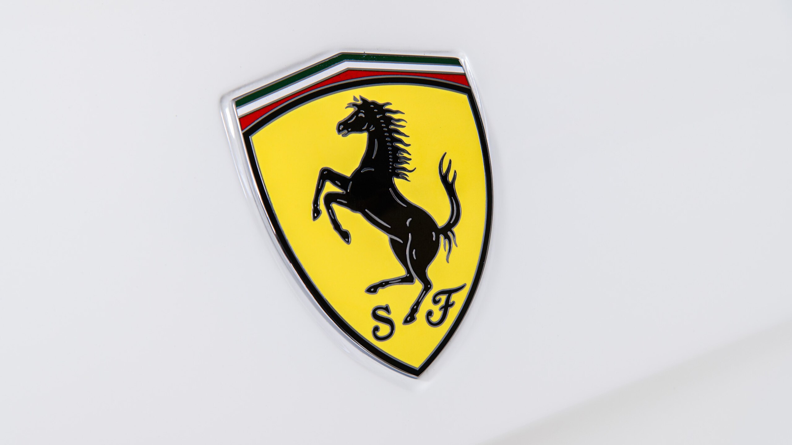 2020 Ferrari GTC4Lusso — Photo 11 / 24