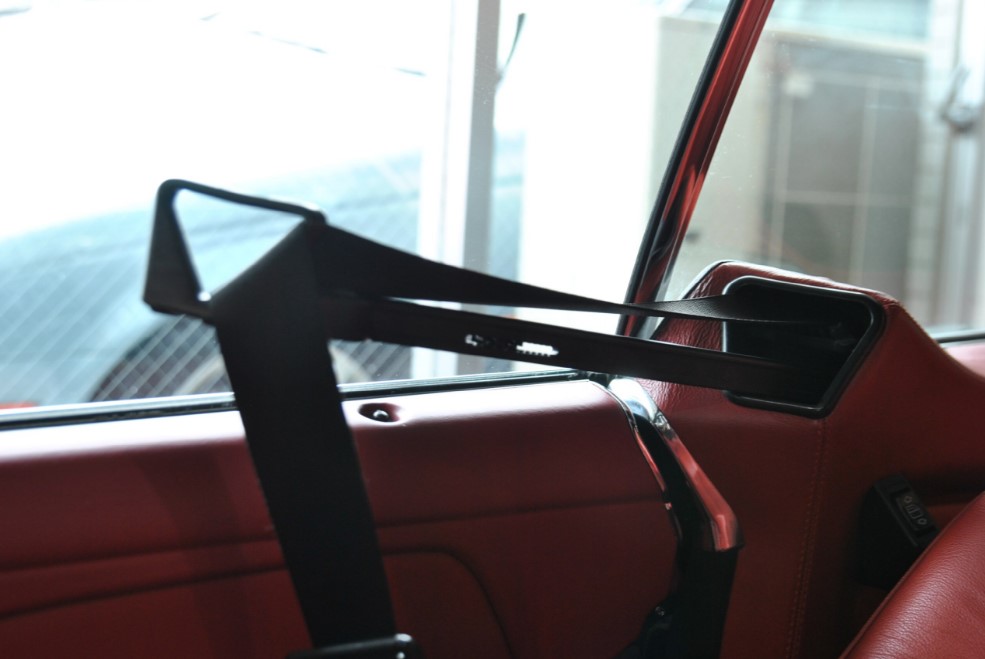 1991 Mercedes Benz 560SEC — Photo 17 / 19