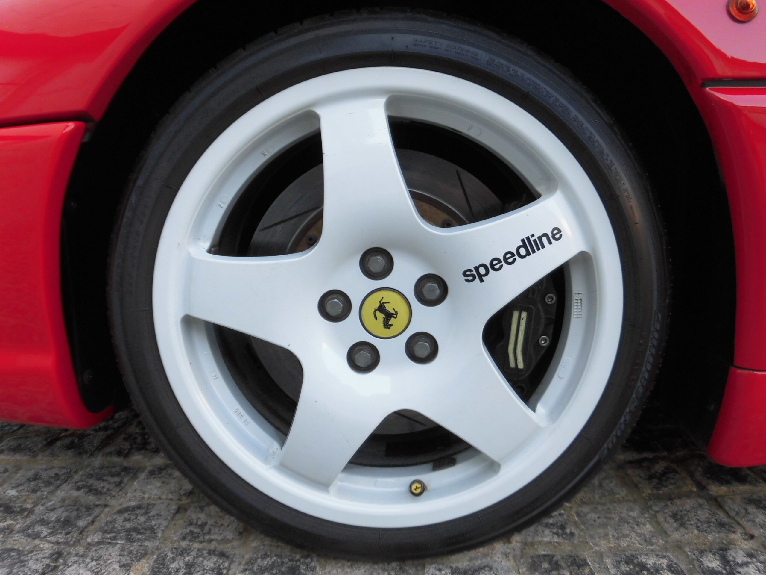 1996 Ferrari F355 GTS — Photo 9 / 12