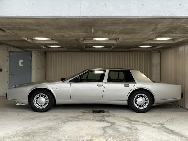 1990 Aston Martin Lagonda — Photo 7 / 20