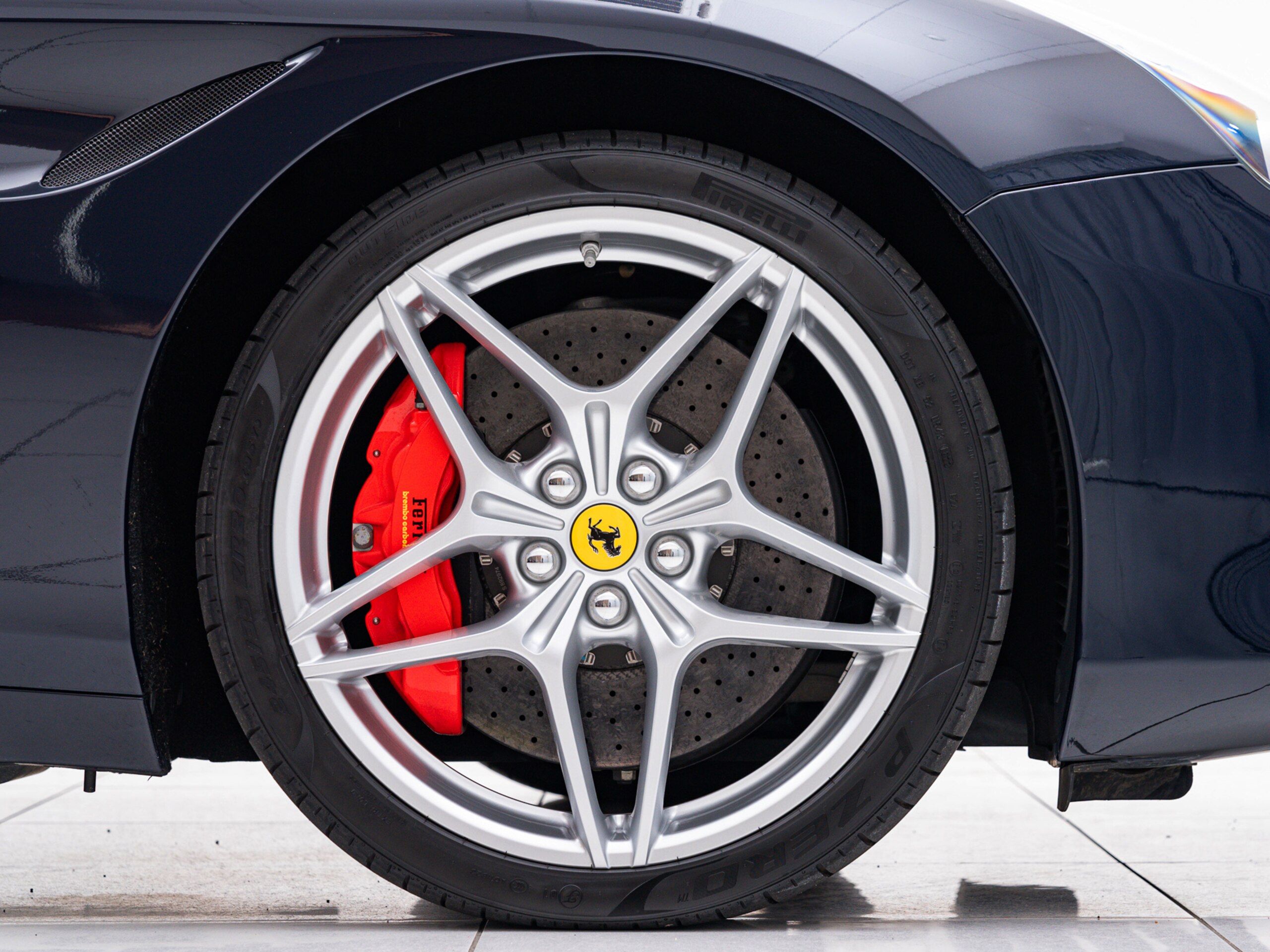 2015 Ferrari California T — Photo 17 / 20
