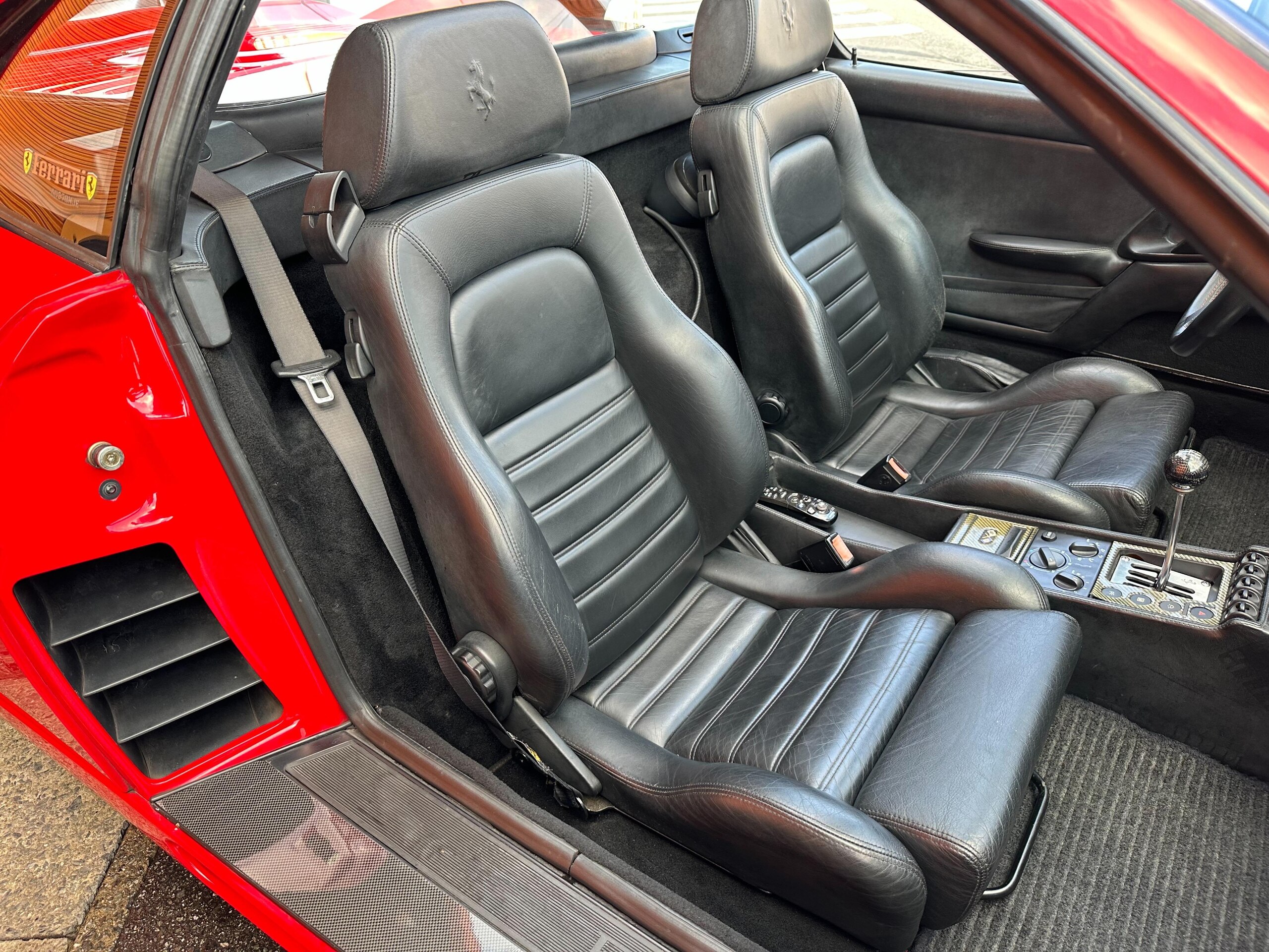 1995 Ferrari F355 GTS — Photo 30 / 44
