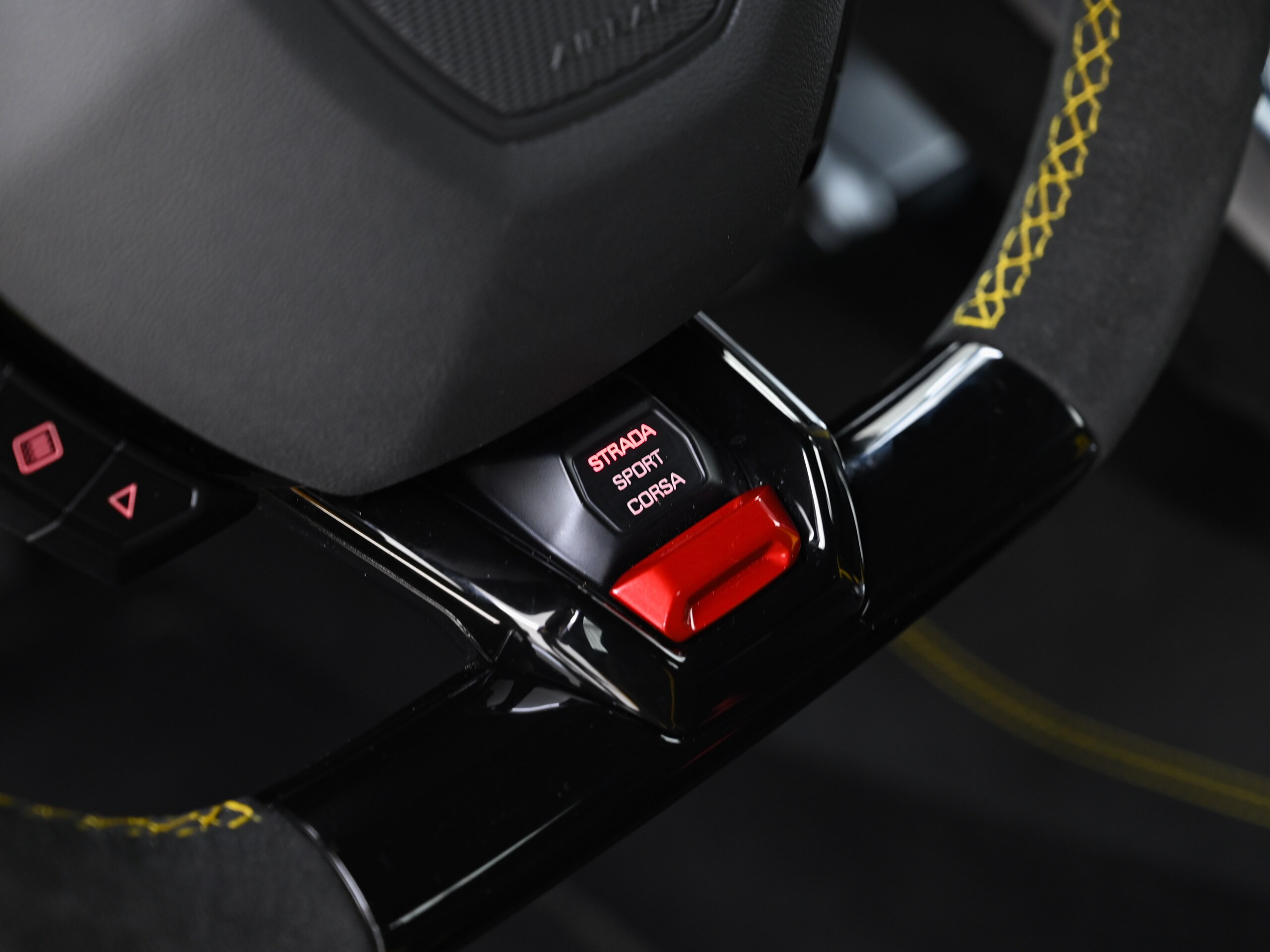 2019 Lamborghini Huracán Performante — Photo 10 / 24
