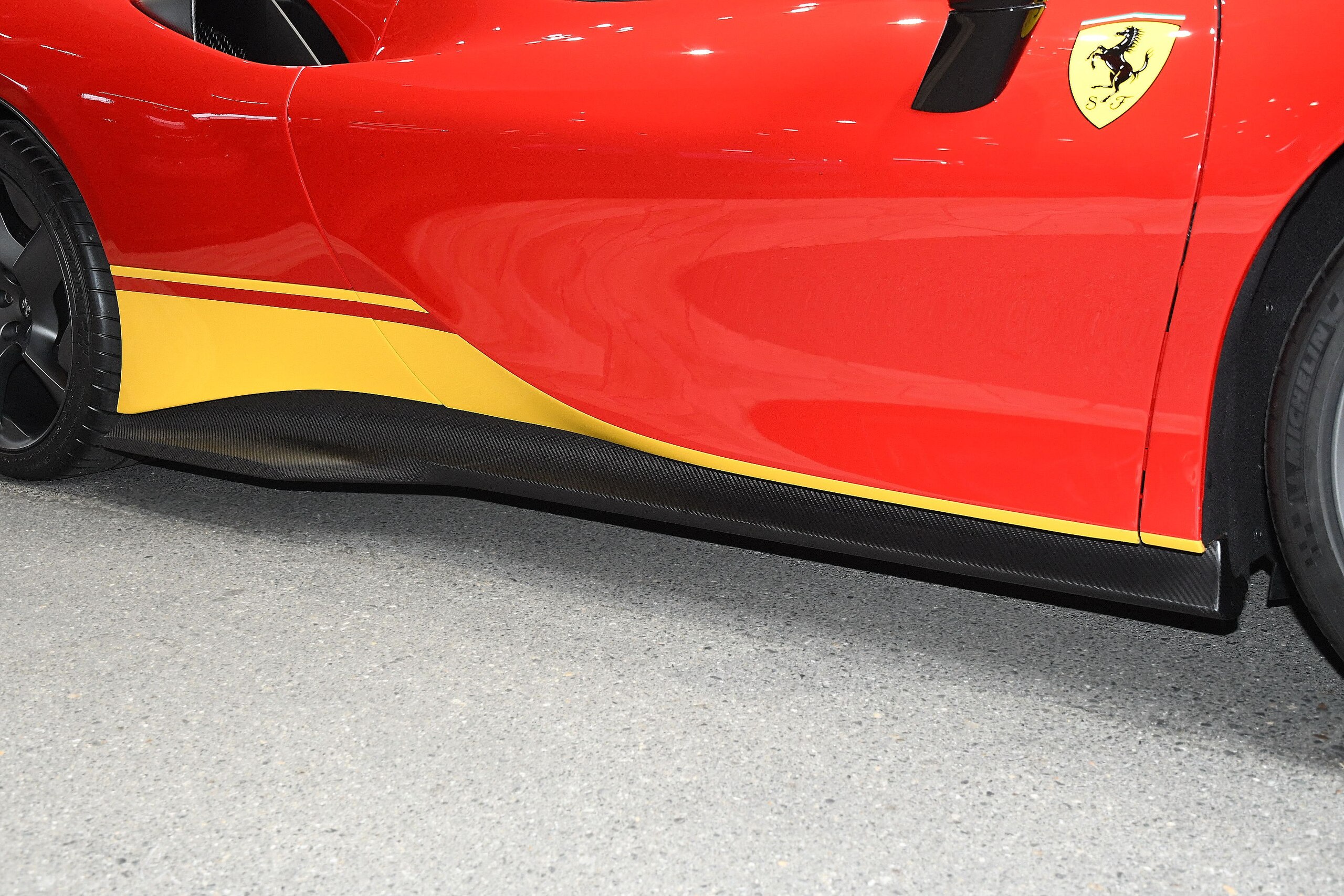 2026 Ferrari SF90 XX Stradale Tailor Made — Photo 13 / 63