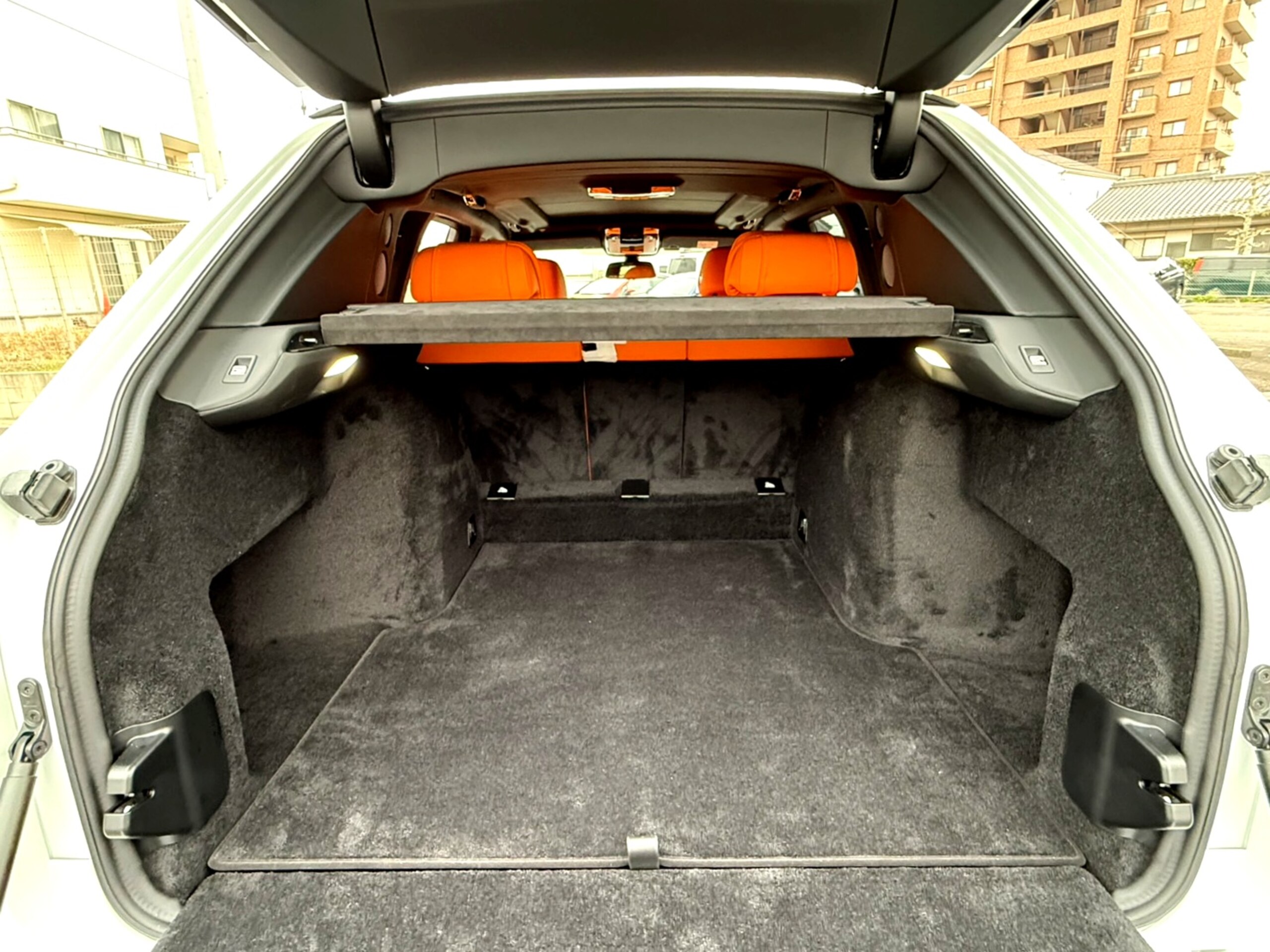 2025 Rolls-Royce Cullinan — Photo 25 / 25