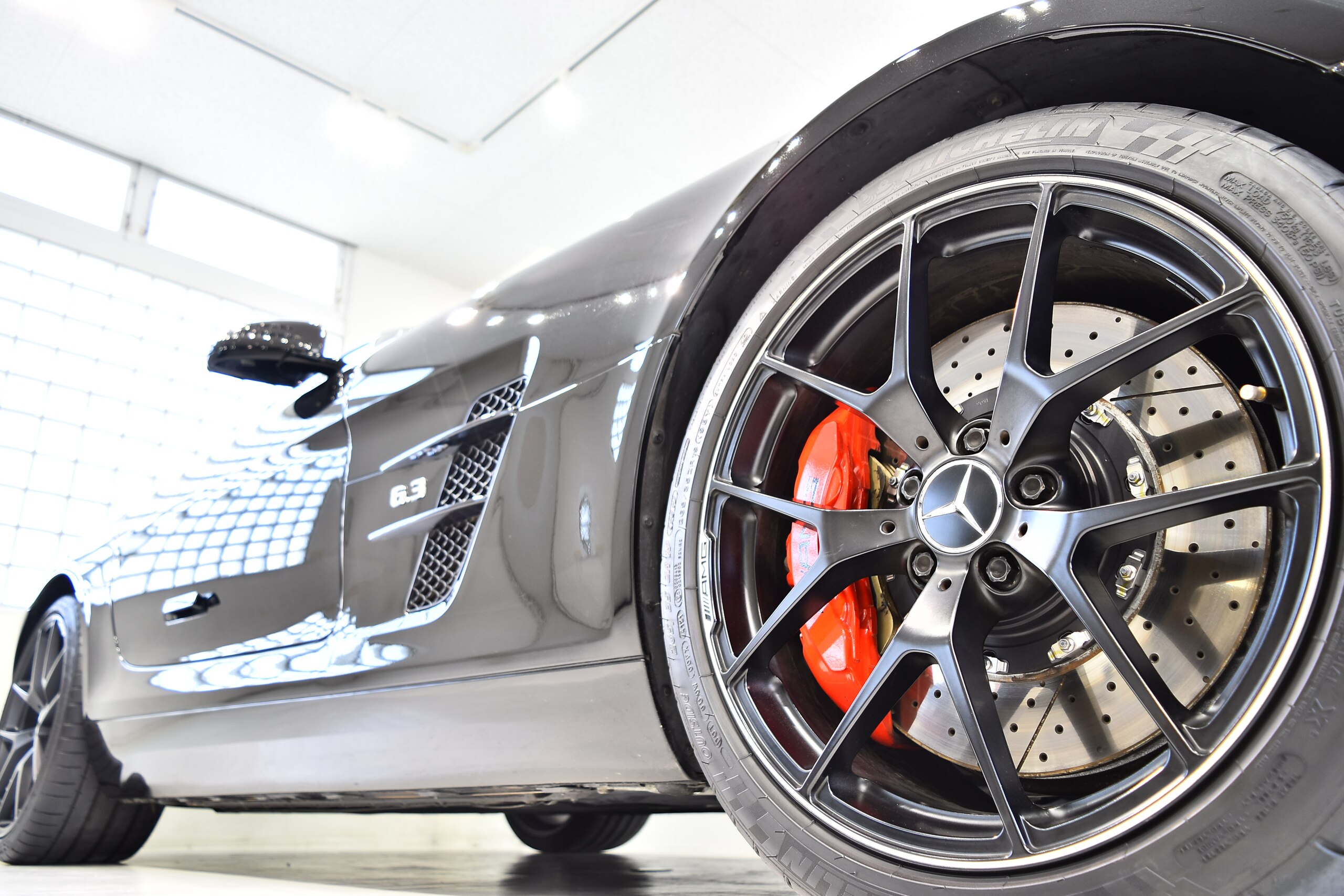 2014 Mercedes Benz SLS AMG GT FINAL EDITION — Photo 17 / 19