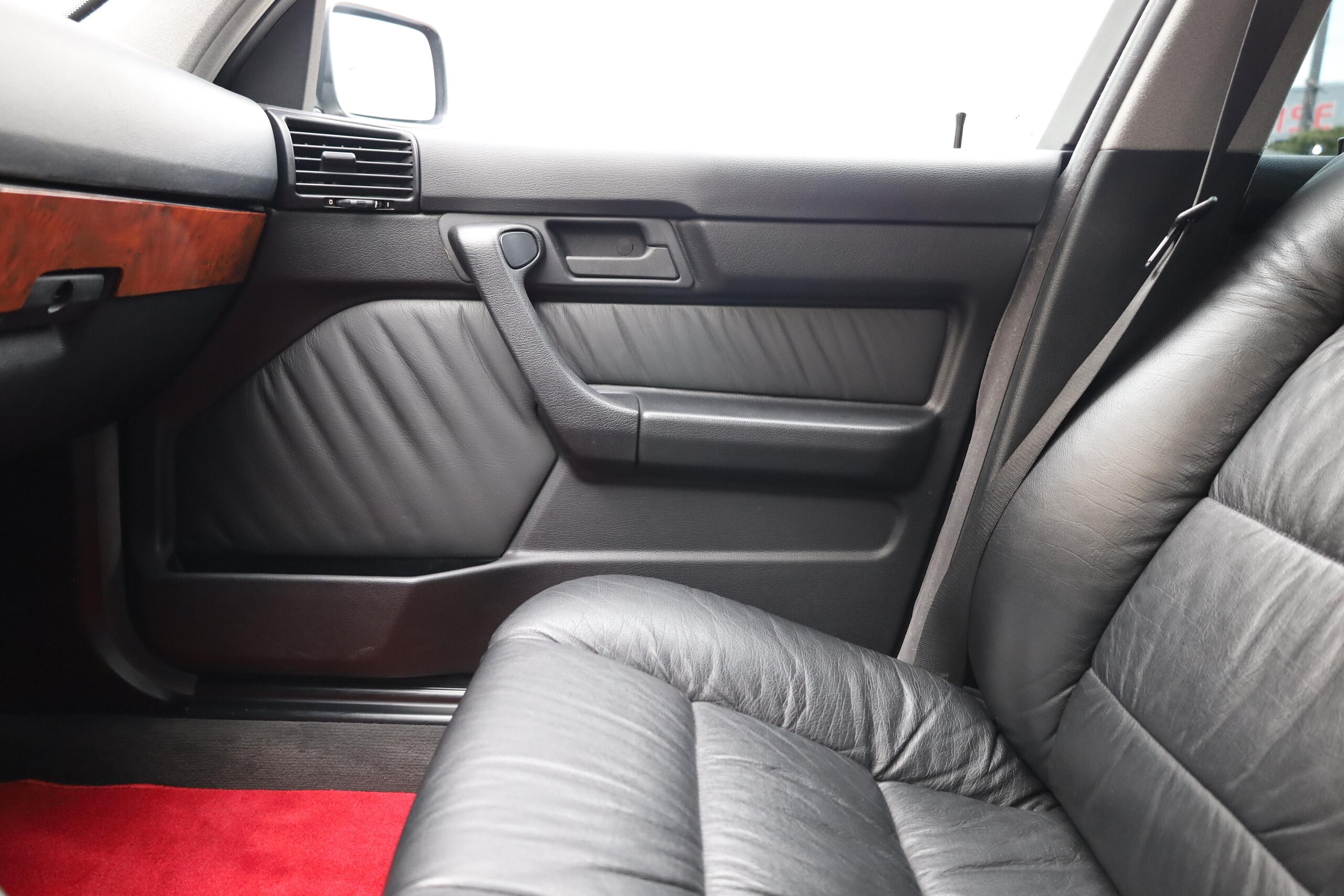 1994 BMW Alpina B10 3.0 — Photo 9 / 32