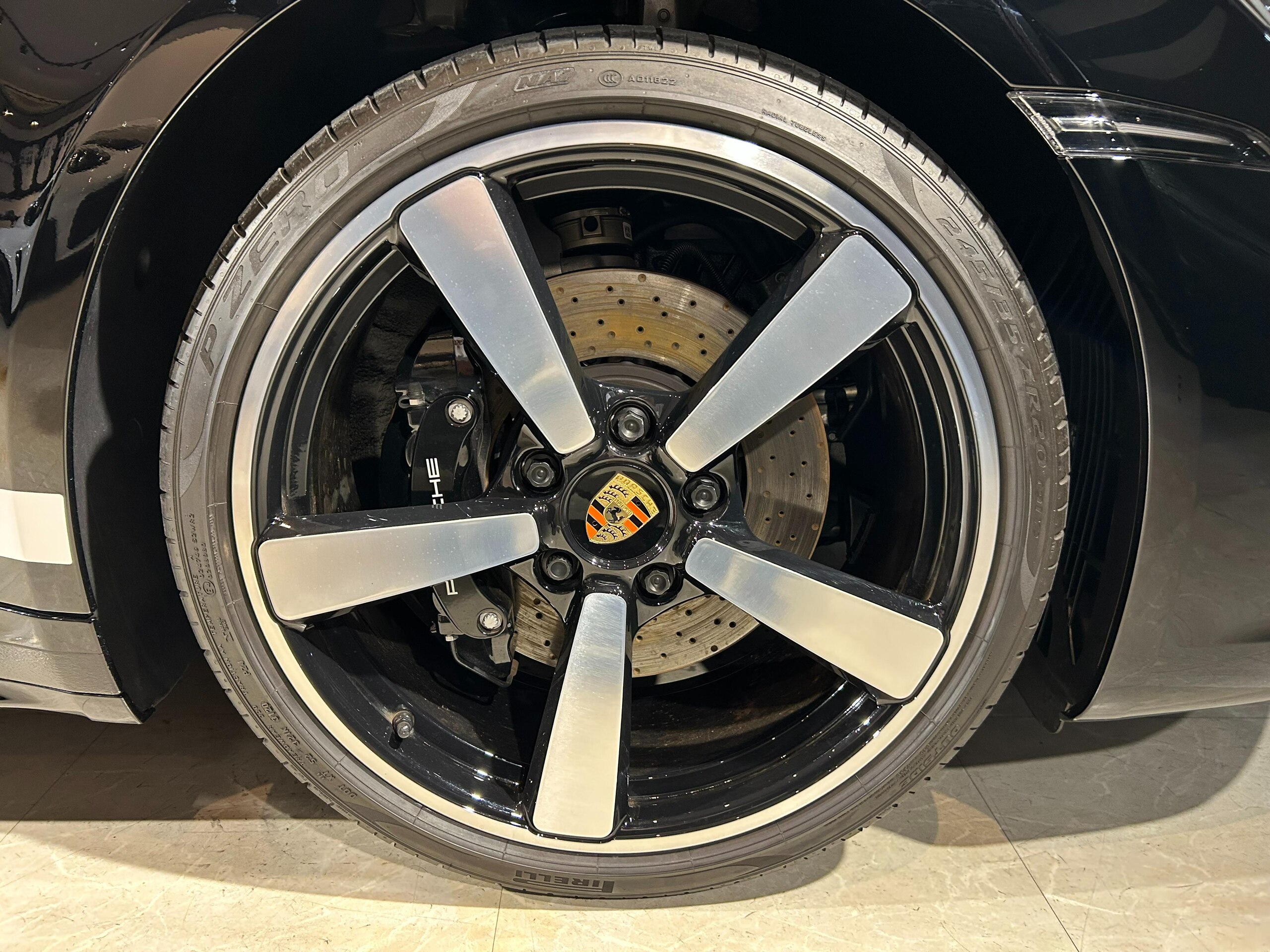 2020 Porsche 911 Targa 4S — Photo 52 / 78