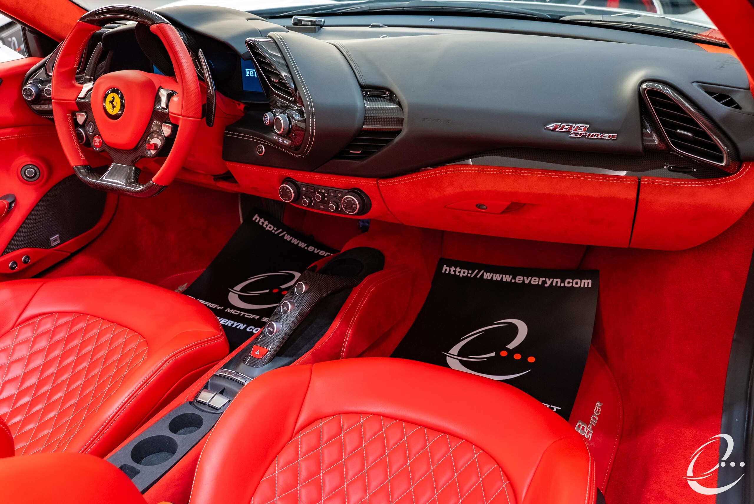 2017 Ferrari 488 Spider — Photo 39 / 67