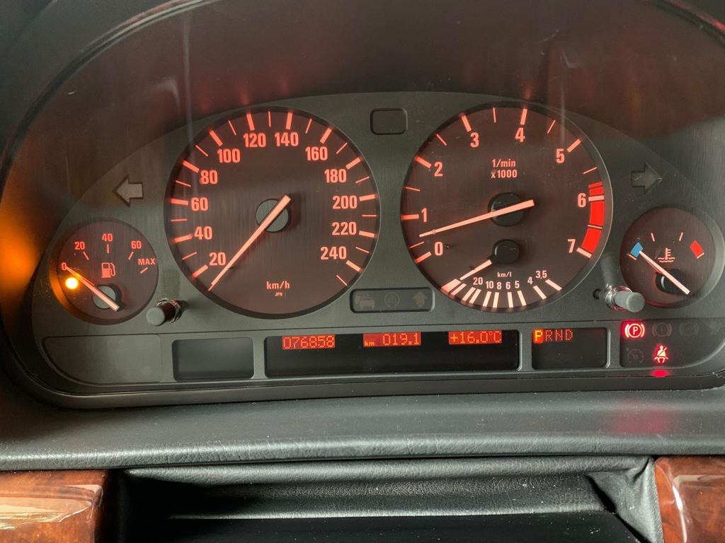 2001 BMW 740i — Photo 11 / 20