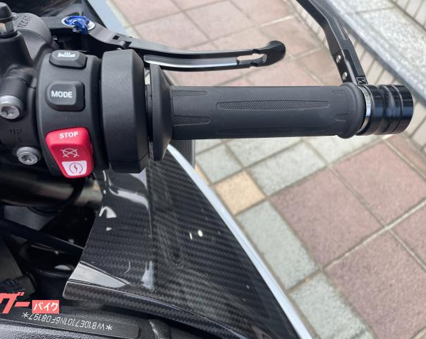 2022 BMW M1000RR M Competition — Photo 15 / 18