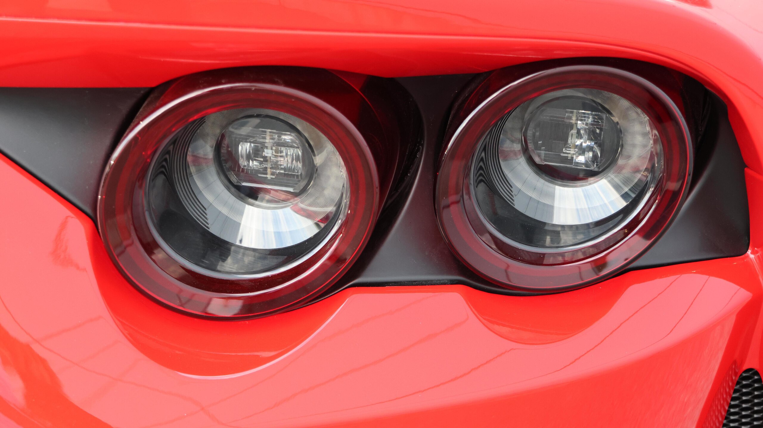 2020 Ferrari 812 Superfast — Photo 23 / 29