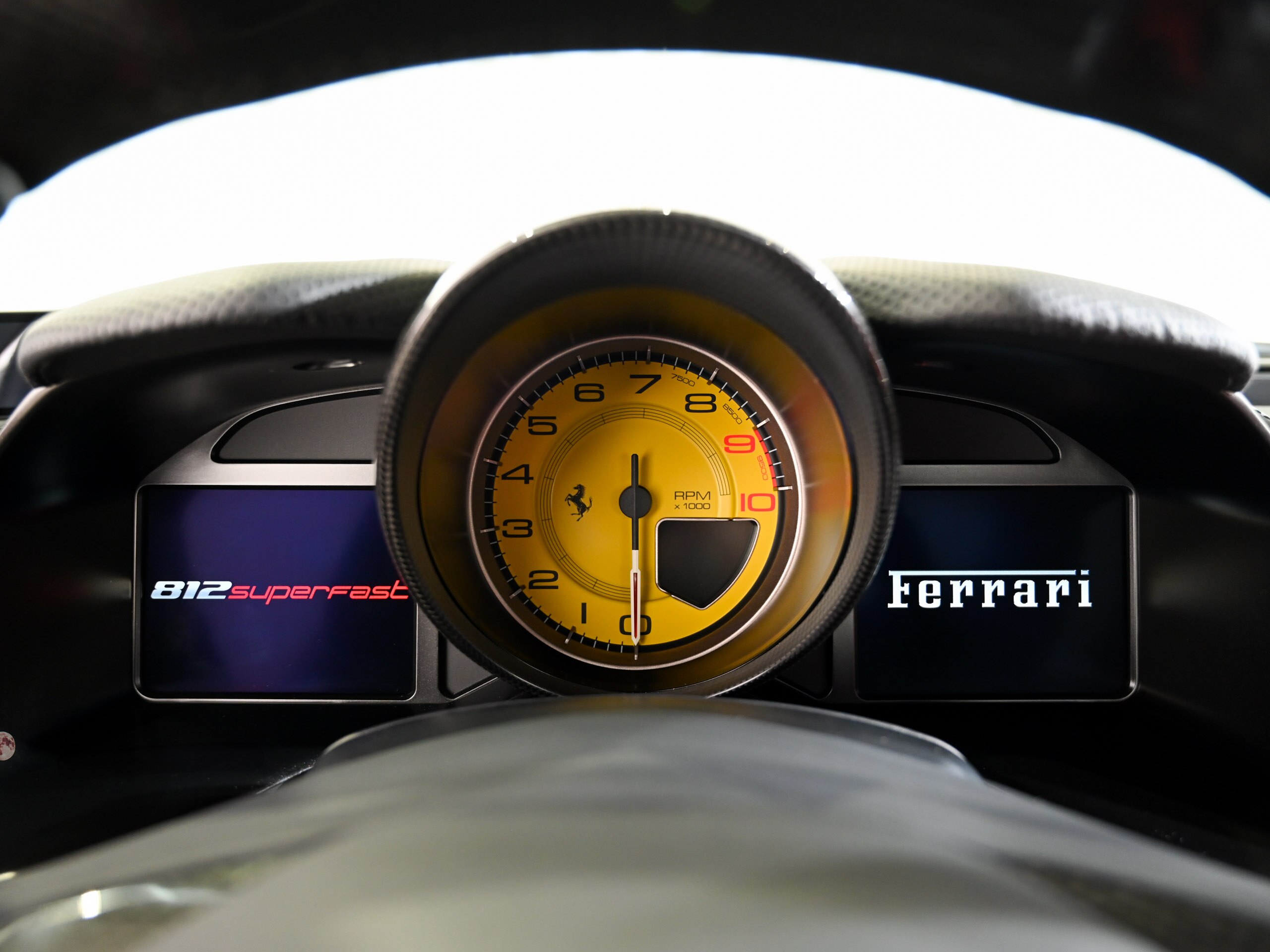 2020 Ferrari 812 Superfast — Photo 11 / 20