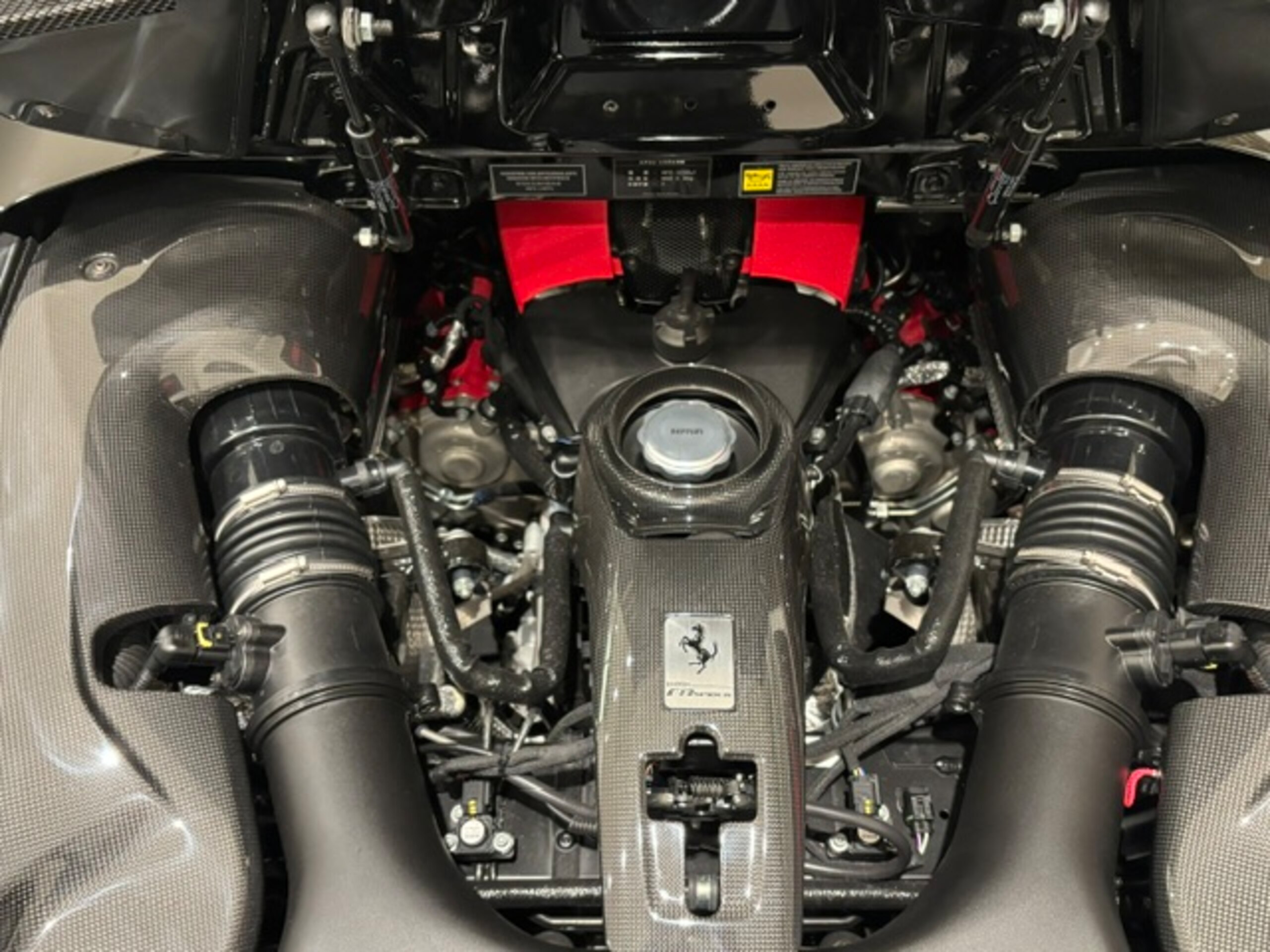 2022 Ferrari F8 Spider — Photo 25 / 26