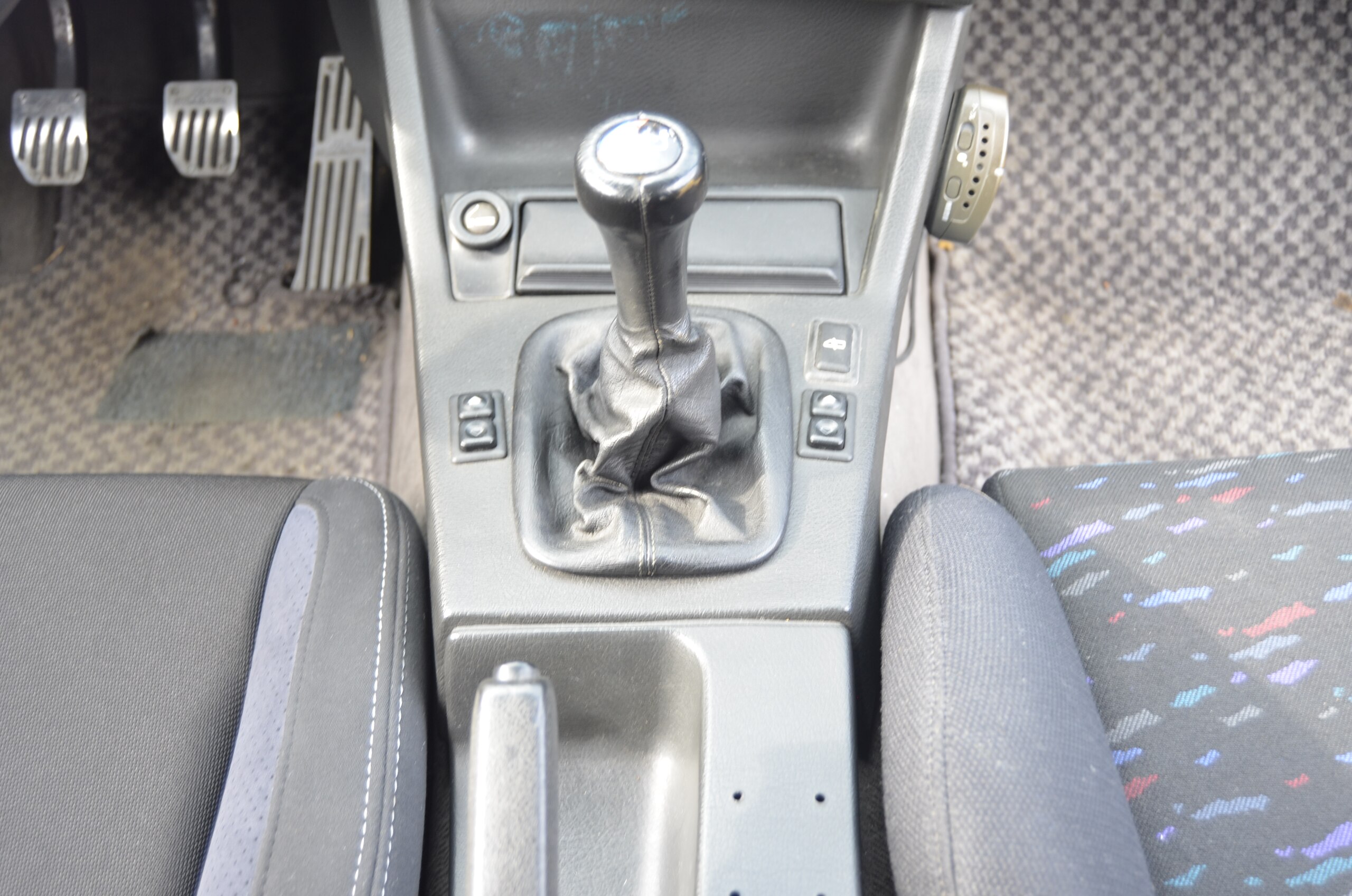 1988 BMW M3 Coupe — Photo 13 / 20
