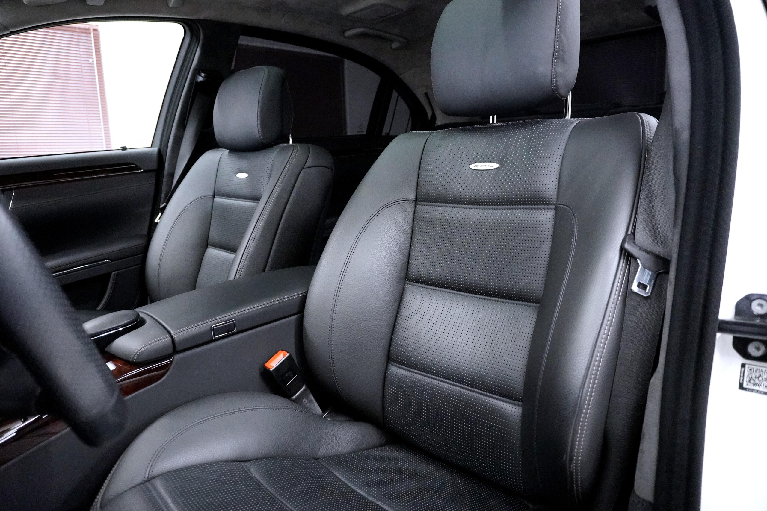 2012 Mercedes Benz S63 AMG Long — Photo 7 / 17