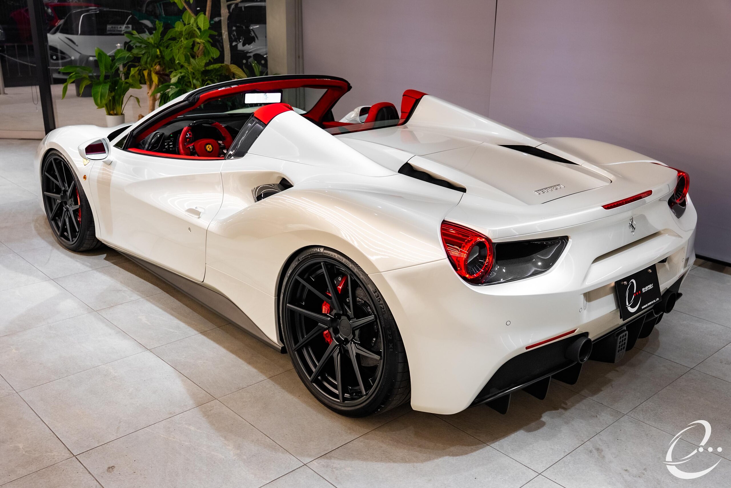 2017 Ferrari 488 Spider — Photo 12 / 67