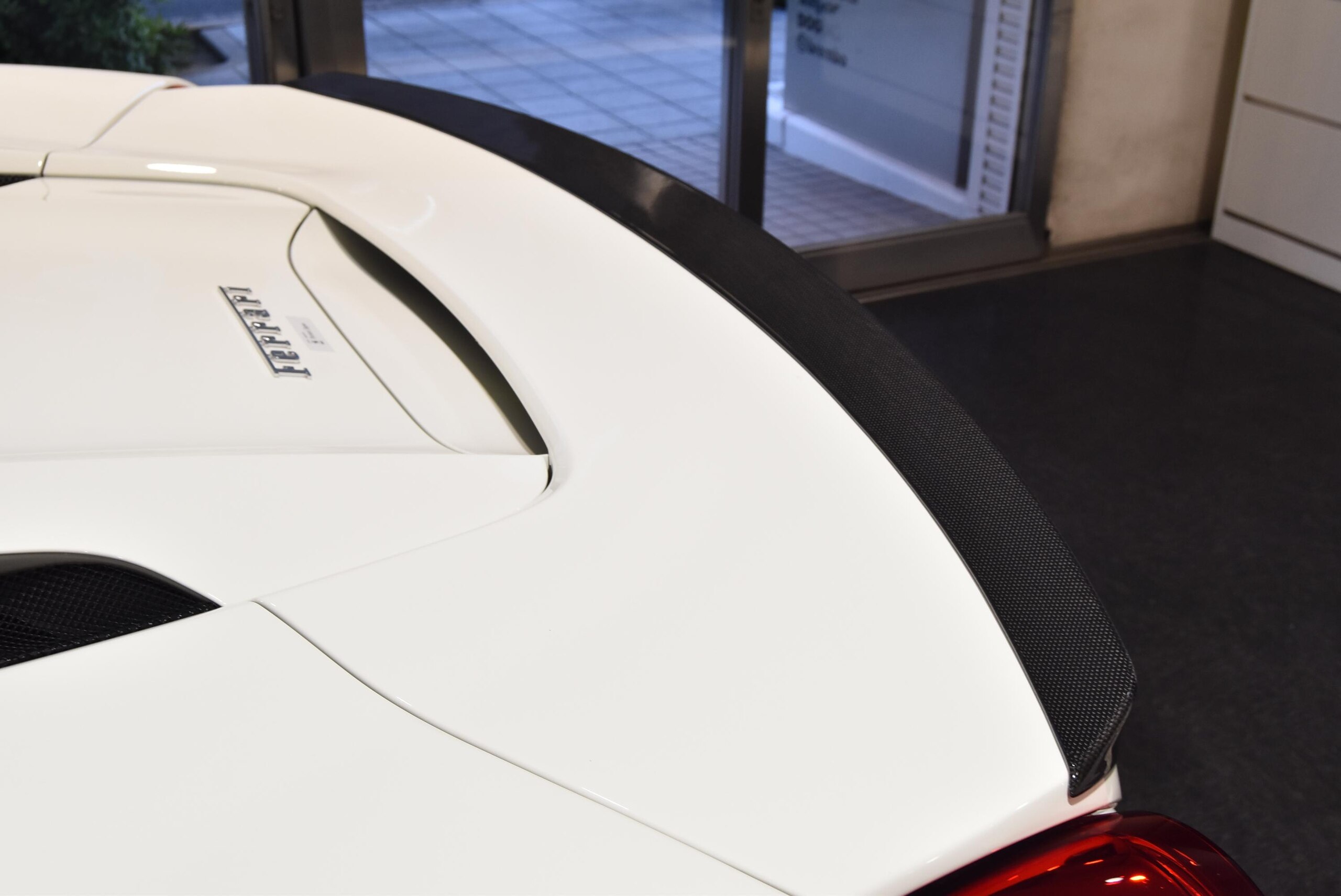 2017 Ferrari 488 Spider — Photo 22 / 35