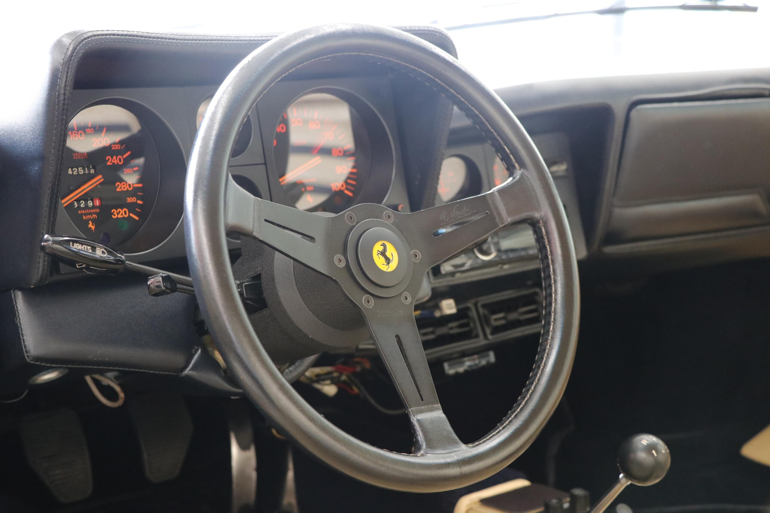 1982 Ferrari 512 BBi — Photo 8 / 19