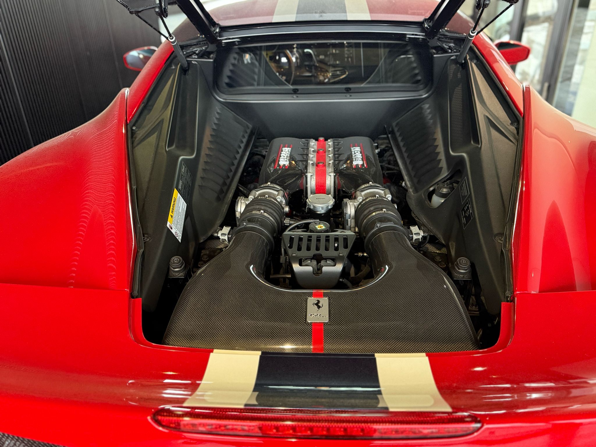 2015 Ferrari 458 Speciale — Photo 9 / 11