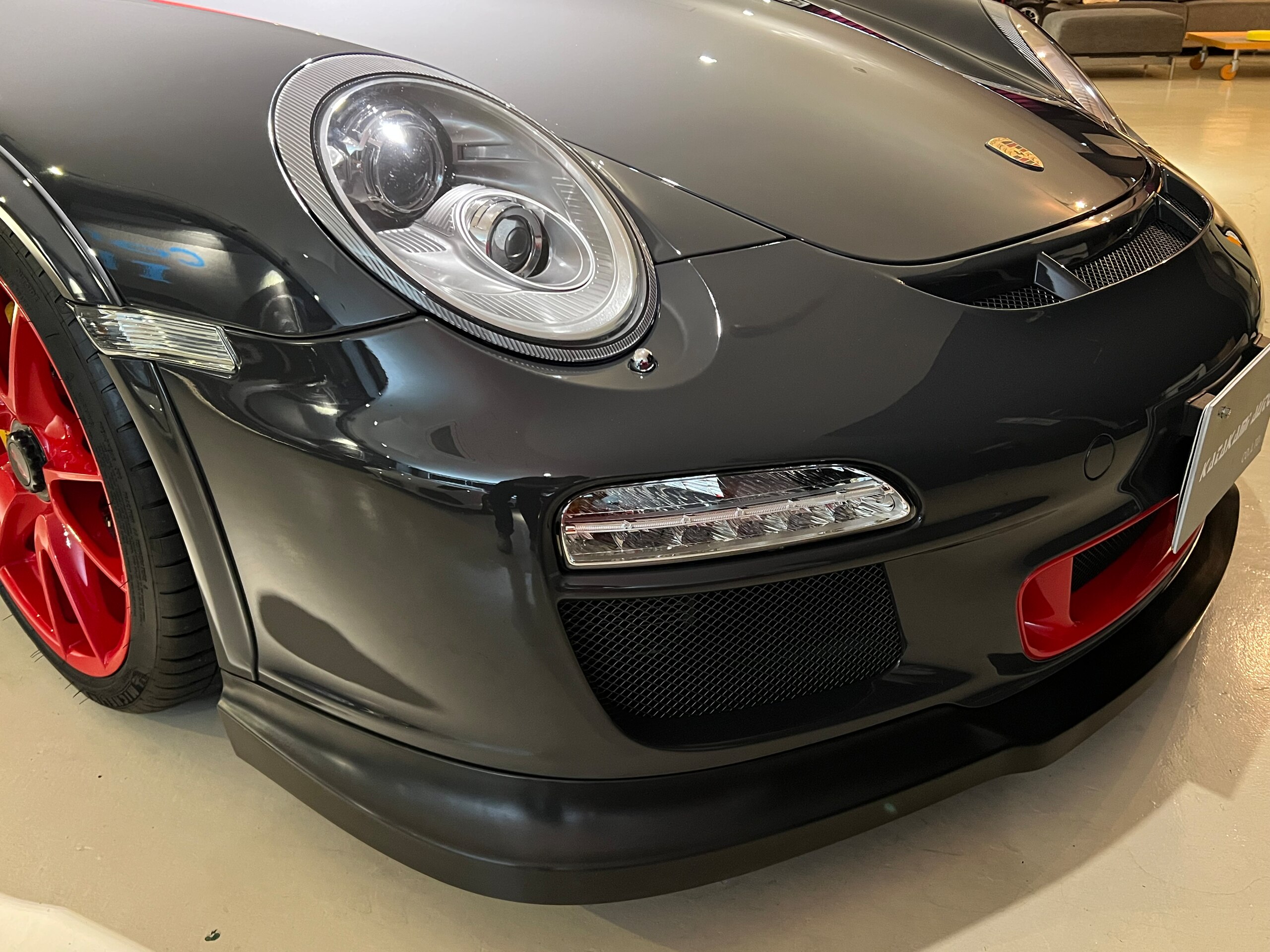 2010 Porsche 911 GT3 RS — Photo 20 / 35