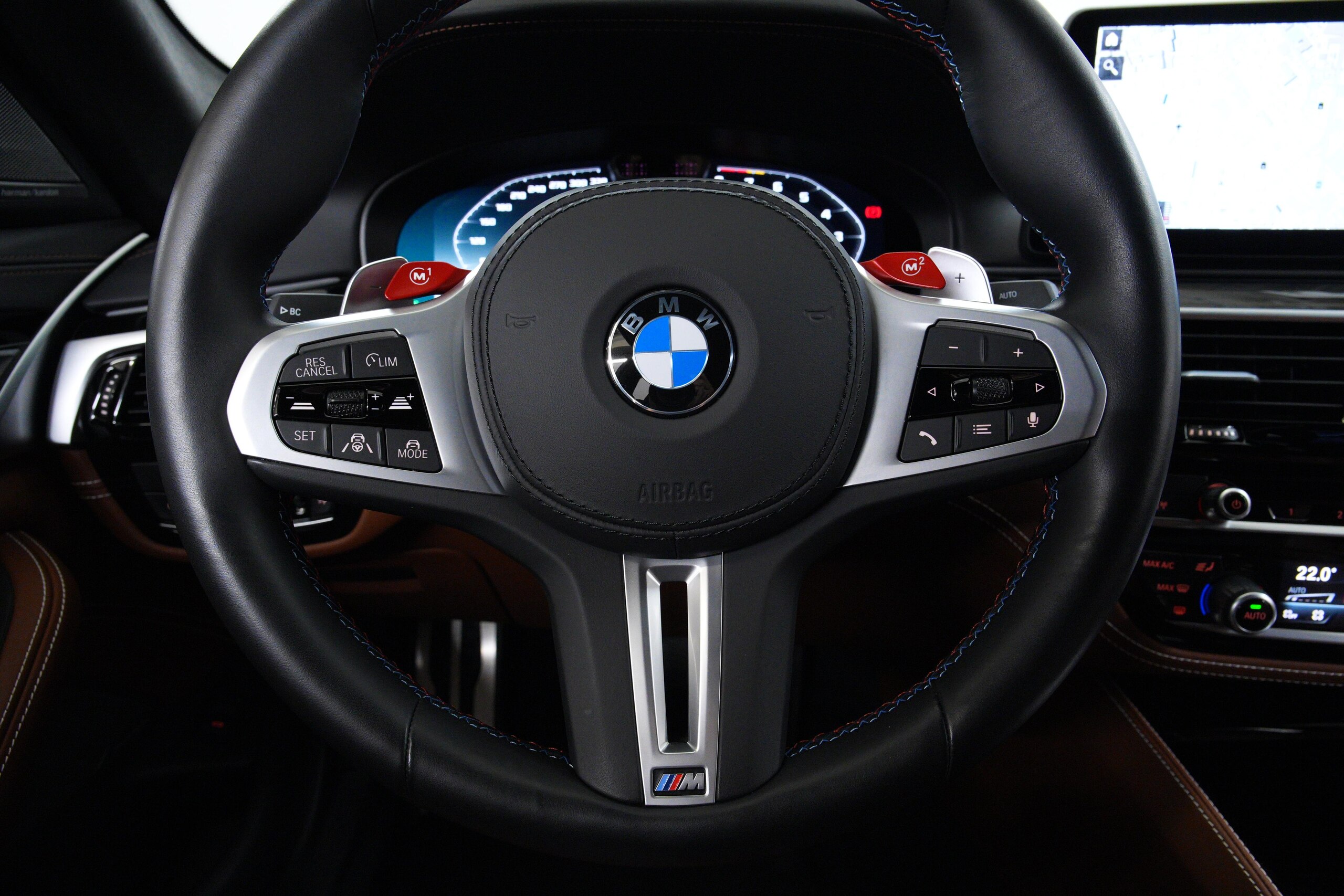 2023 BMW M5 Competition — Photo 30 / 53