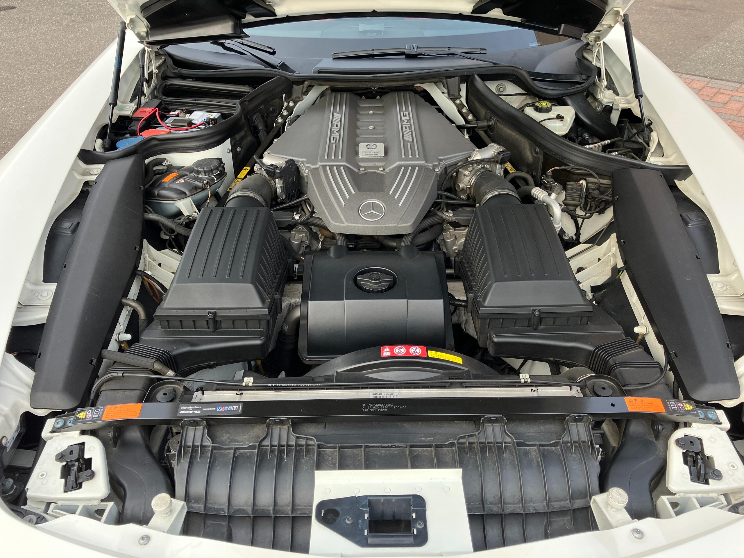 2011 Mercedes Benz SLS AMG Roadster — Photo 19 / 19