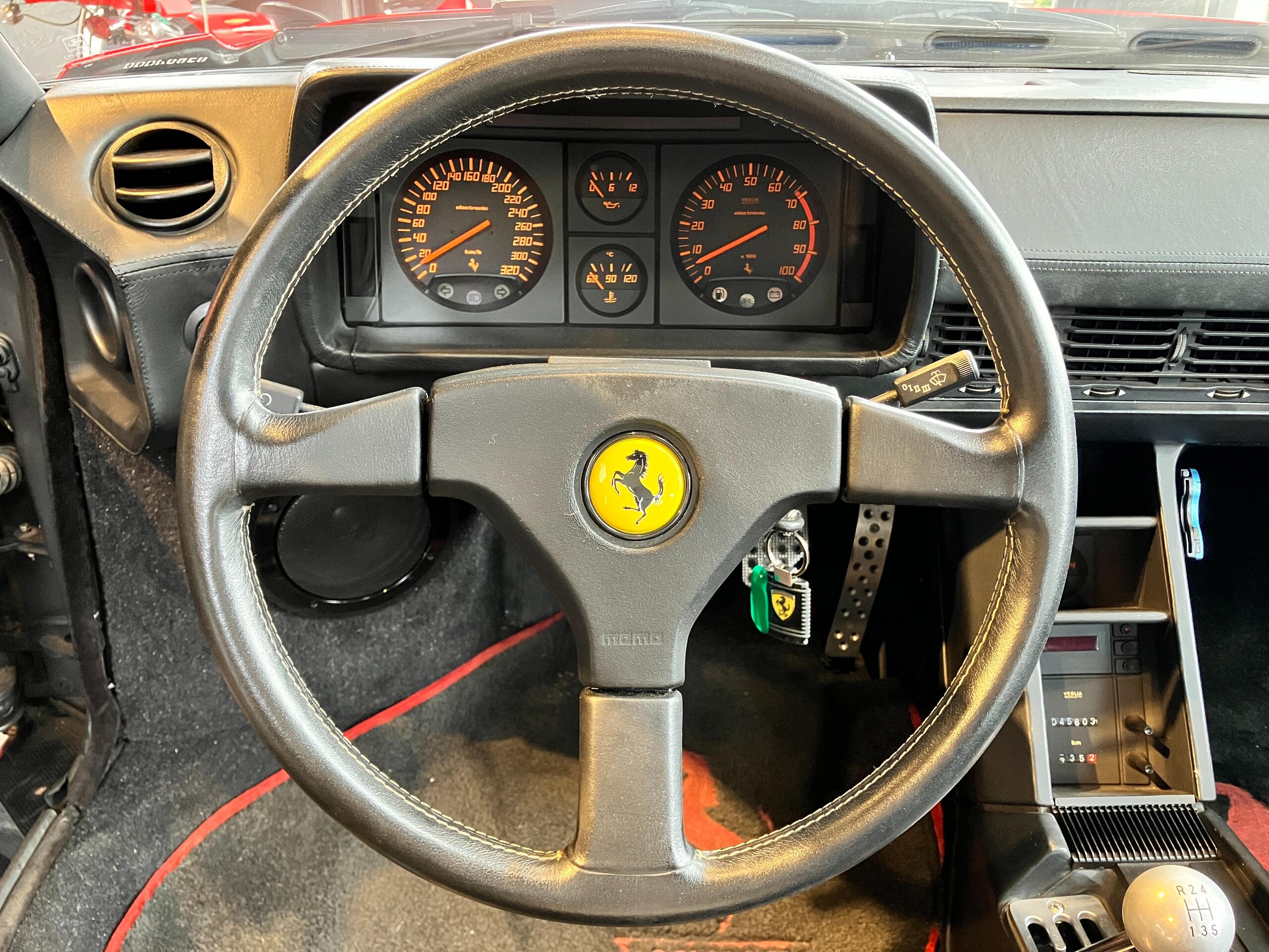 1990 Ferrari Testarossa — Photo 15 / 22