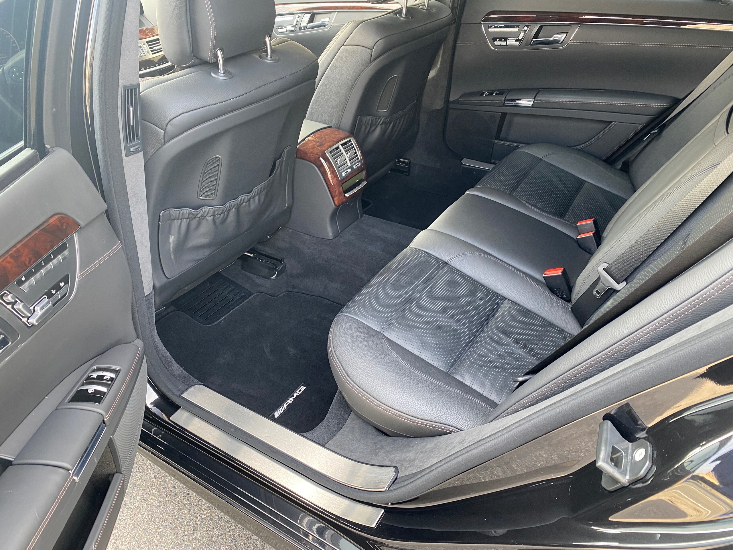 2012 Mercedes Benz S63 AMG Long — Photo 10 / 14