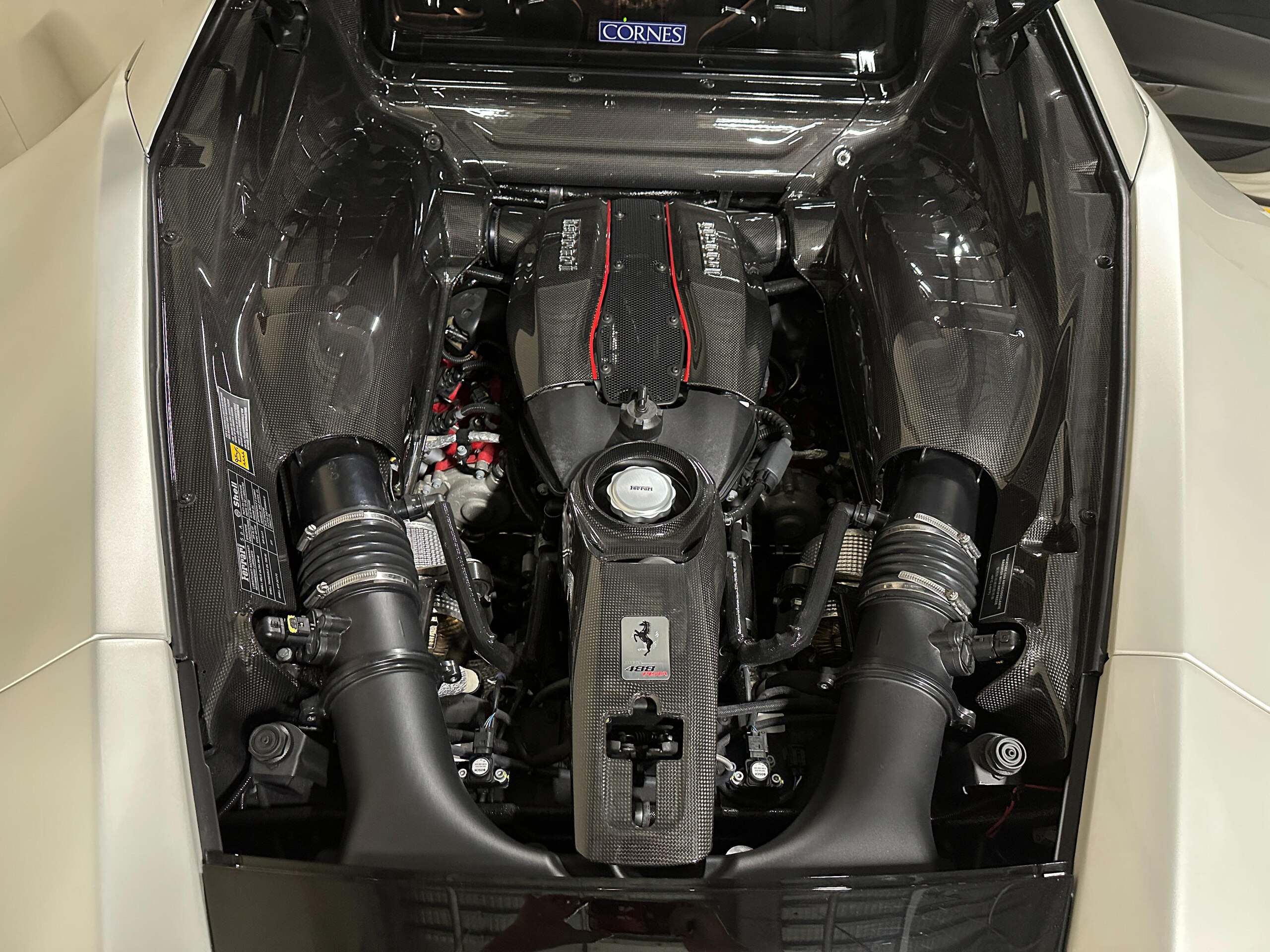 2019 Ferrari 488 Pista — Photo 16 / 17