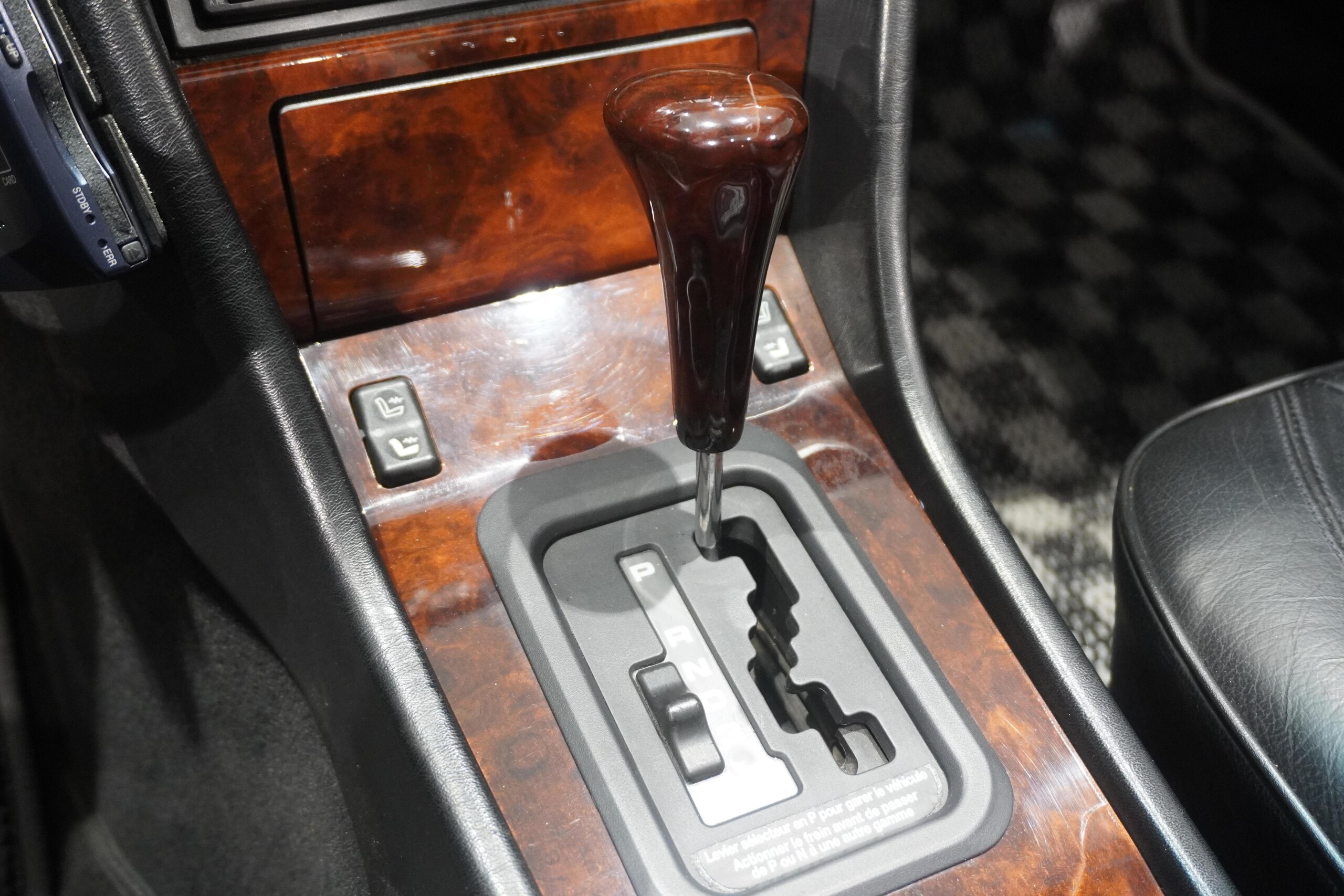 1993 Mercedes Benz 500E — Photo 17 / 23