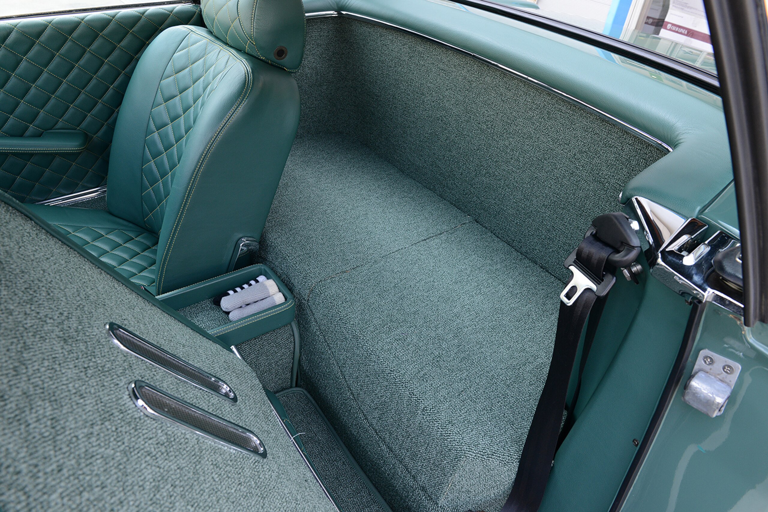 1969 Mercedes Benz 280SL — Photo 16 / 22