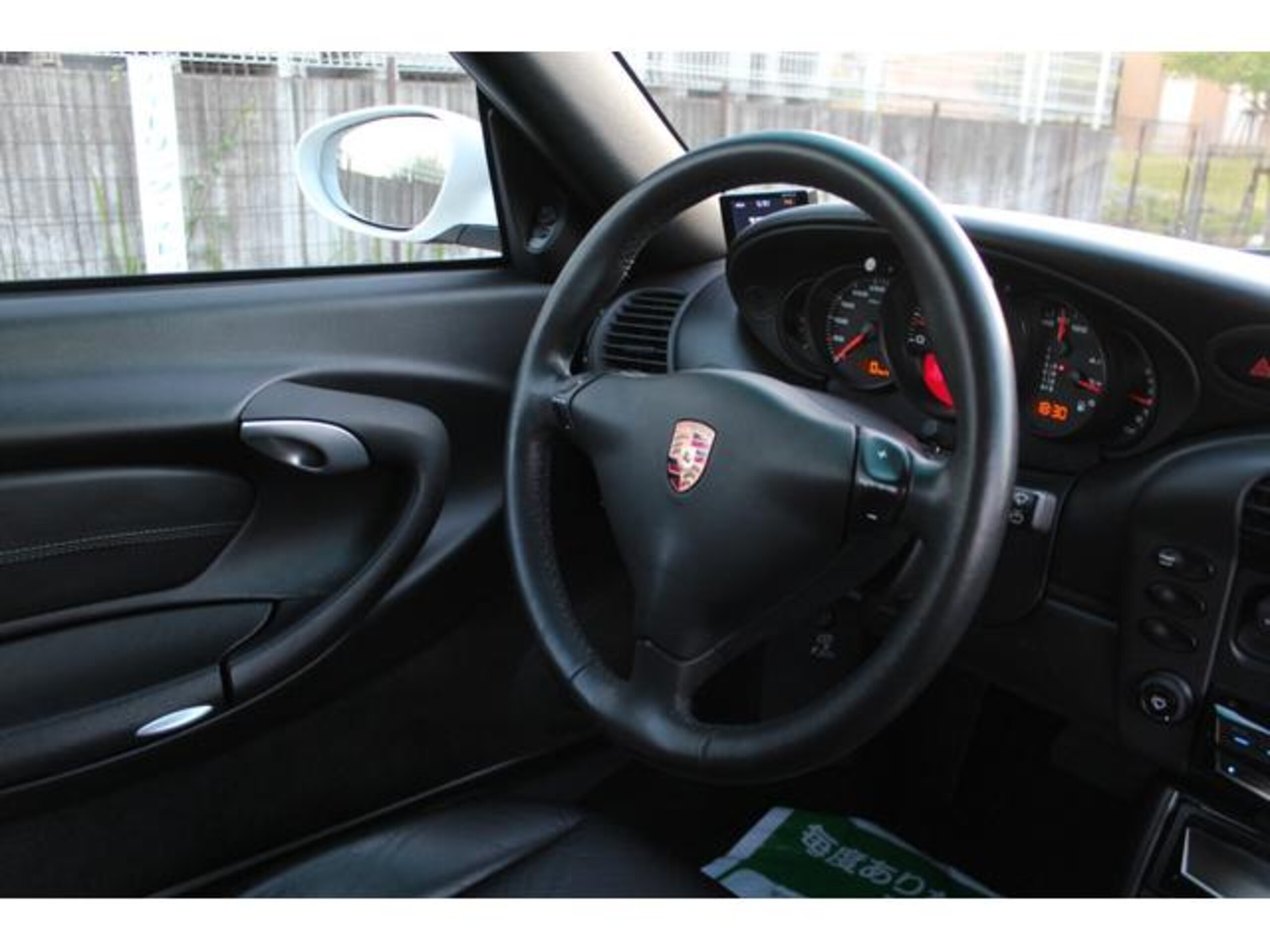 2004 Porsche 911 Carrera — Photo 14 / 20