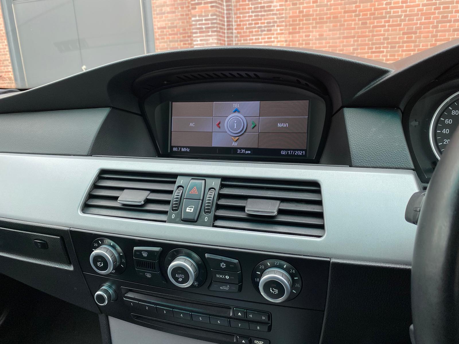 2009 BMW 525i M Sport — Photo 22 / 24
