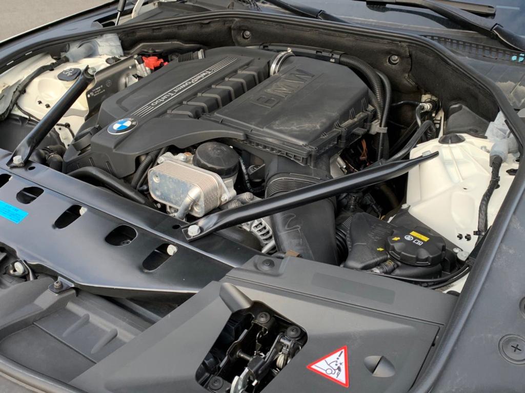 2015 BMW 740i M Sport — Photo 10 / 27