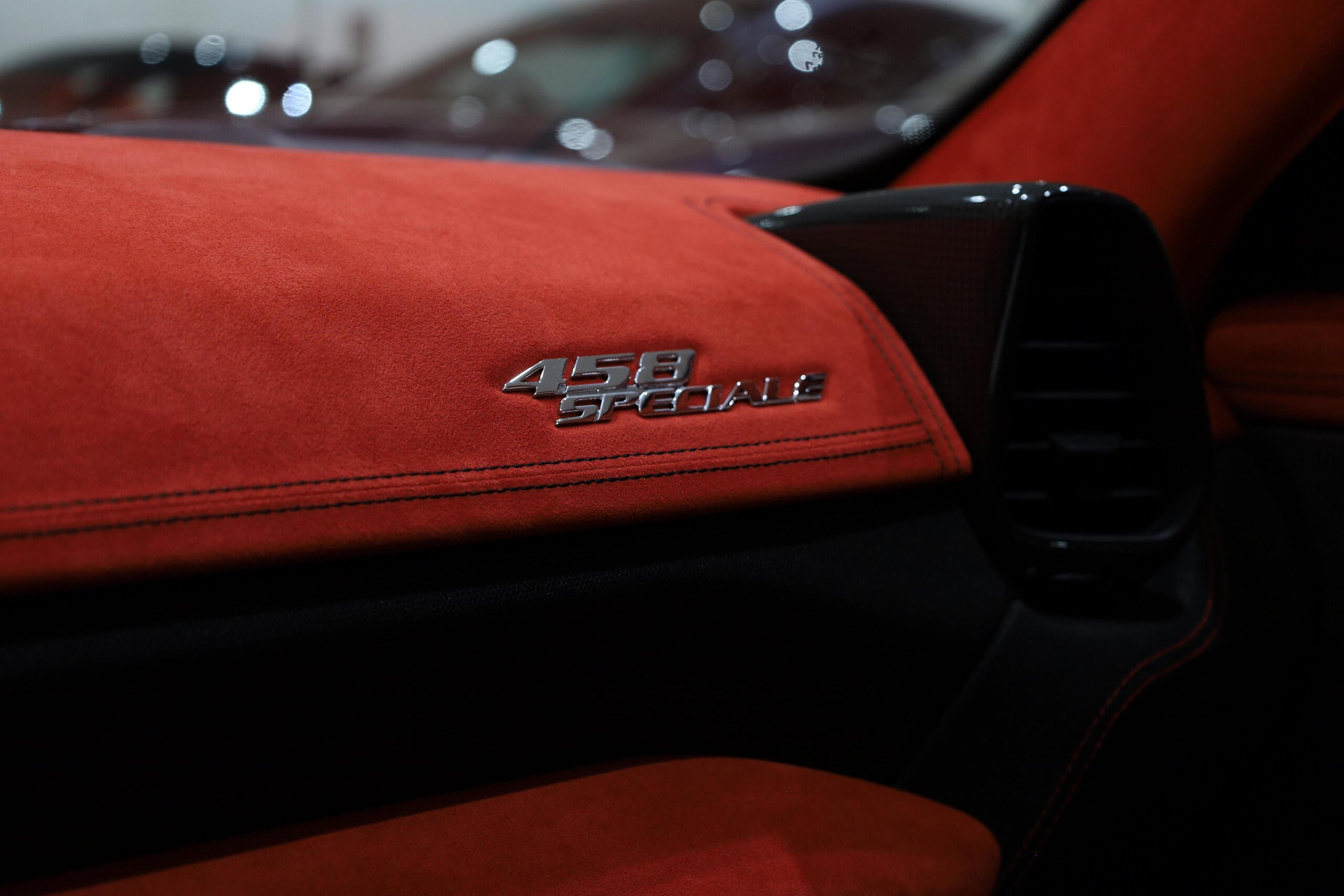 2015 Ferrari 458 Speciale — Photo 16 / 16