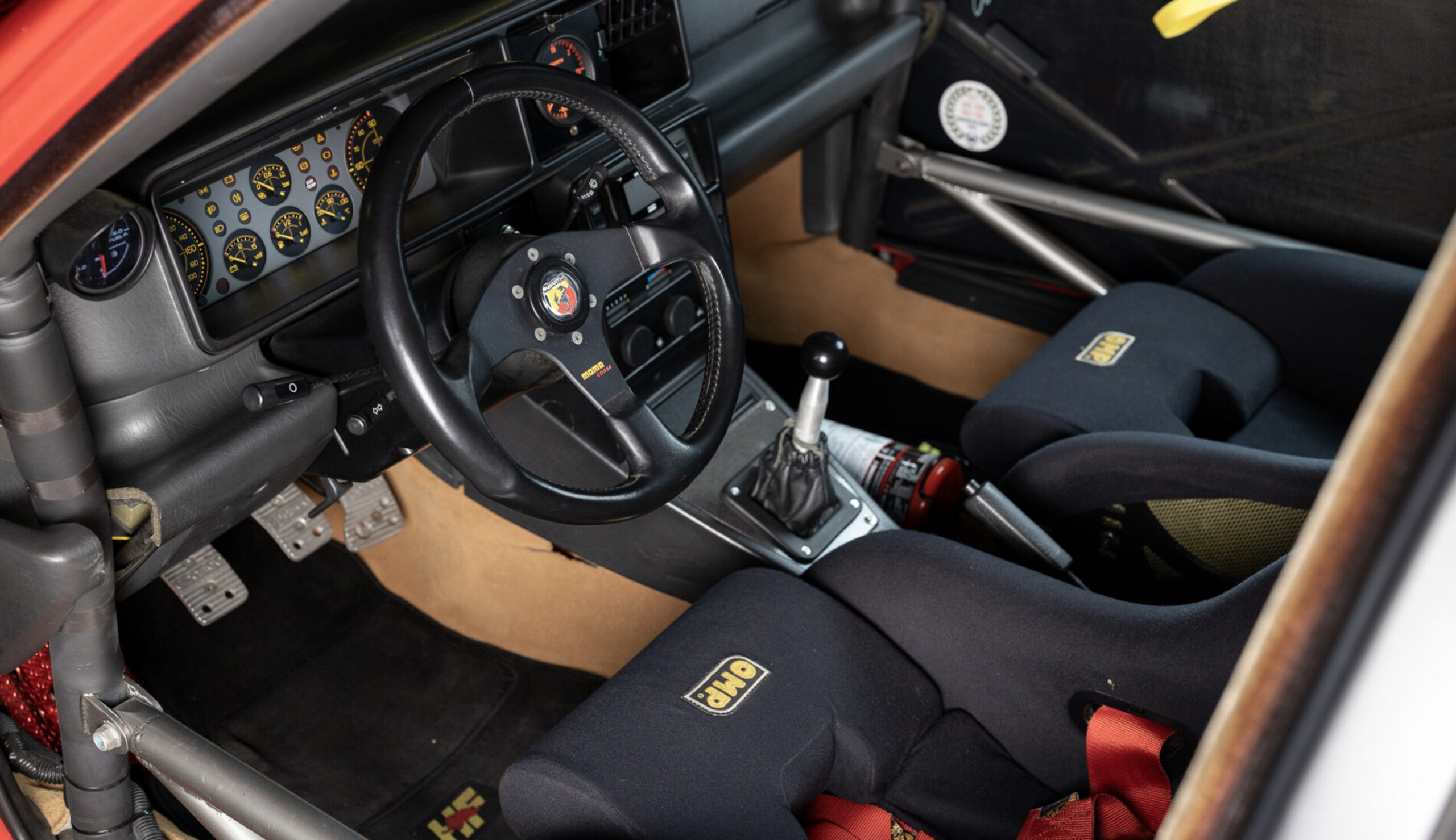 1993 Lancia Delta HF Integrale Evo II — Photo 6 / 16