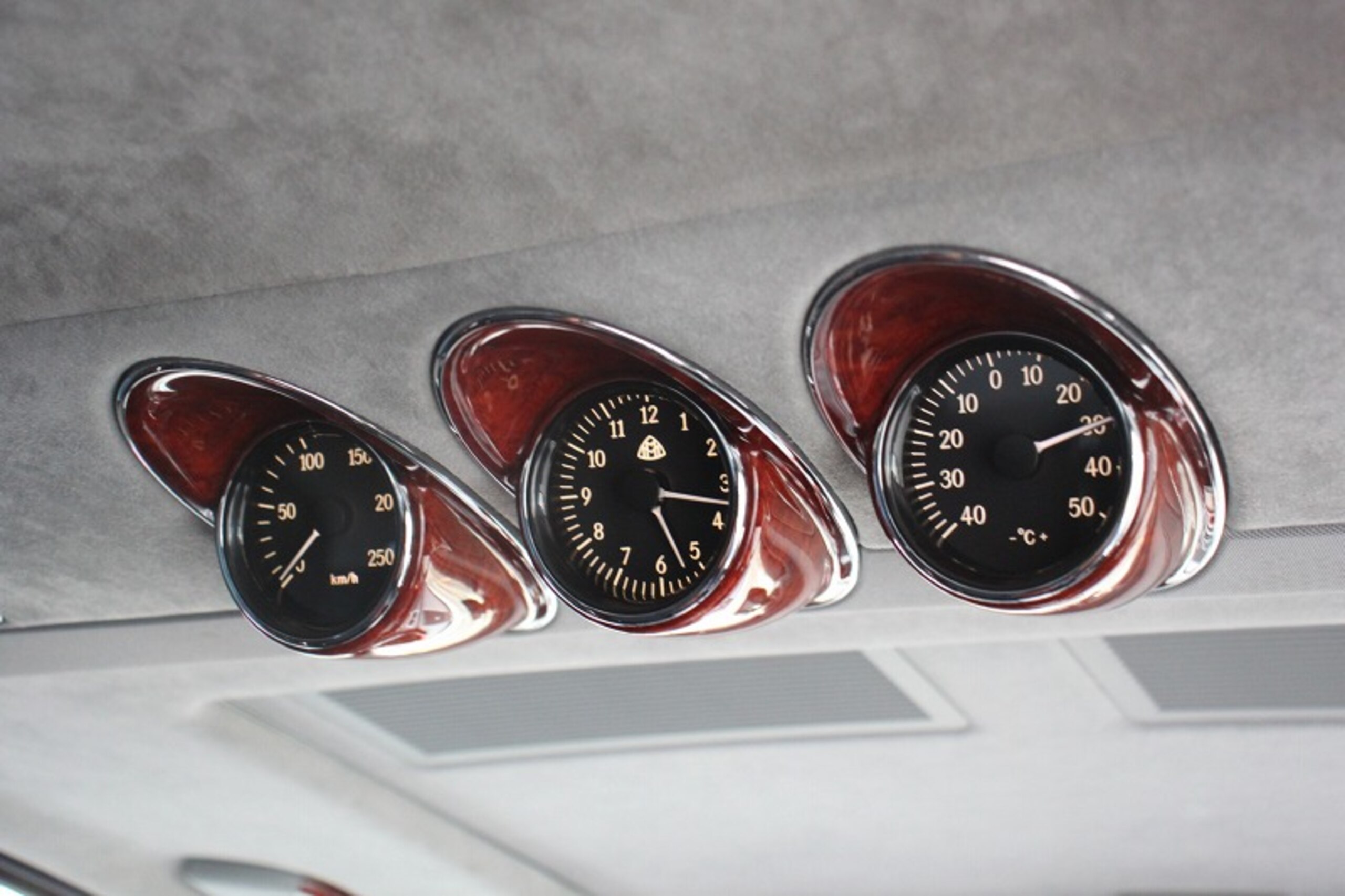 2005 Mercedes Benz Maybach 57 — Photo 27 / 33