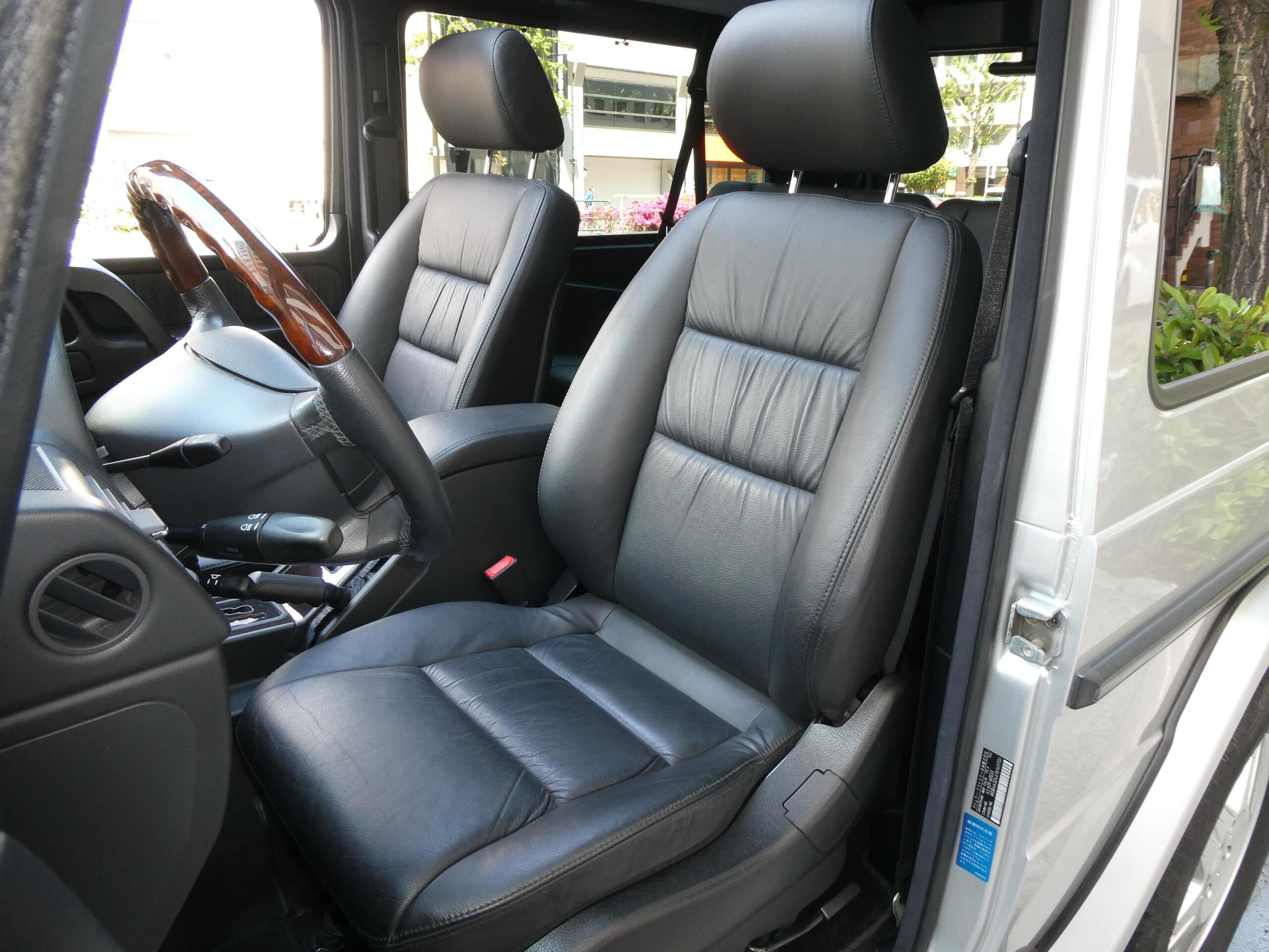 2003 Mercedes Benz G320 — Photo 10 / 28