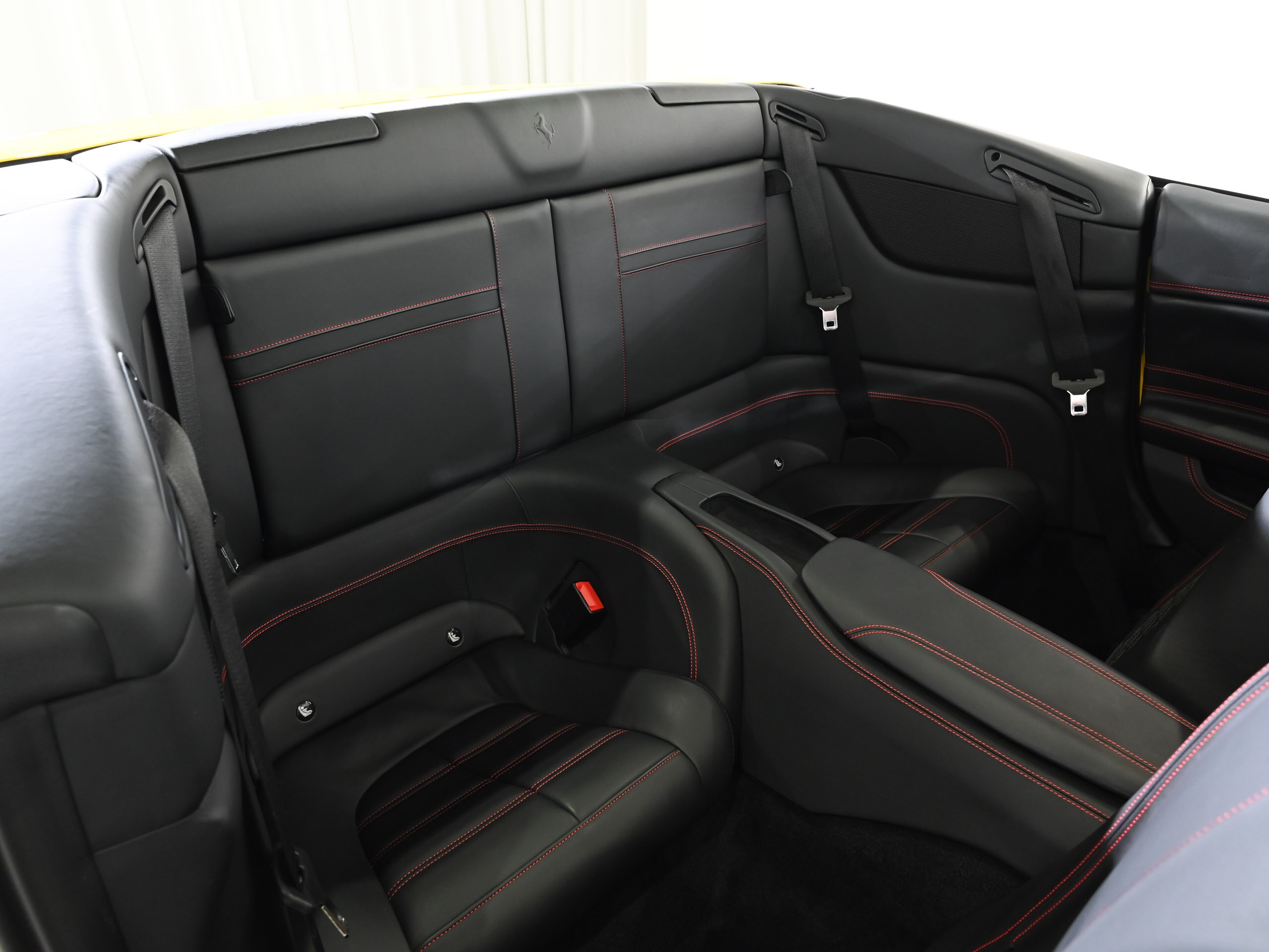 2016 Ferrari California T — Photo 20 / 23
